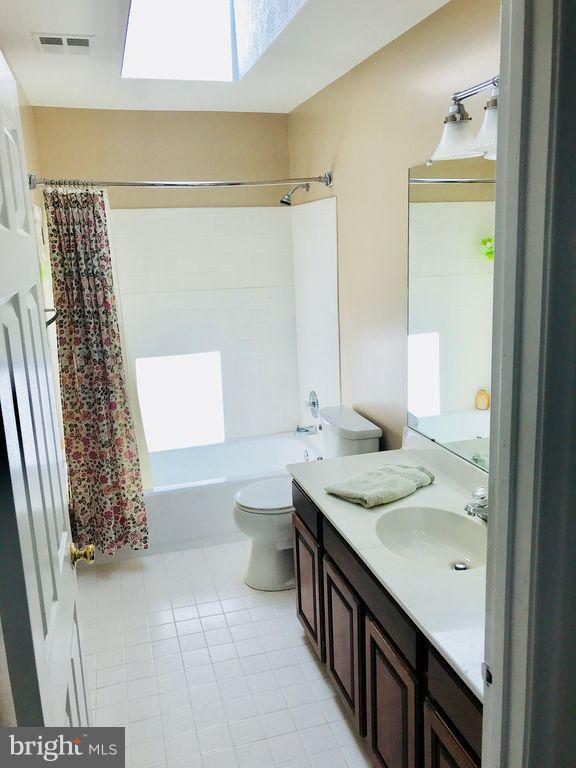 CROSSPOINTE - Residential