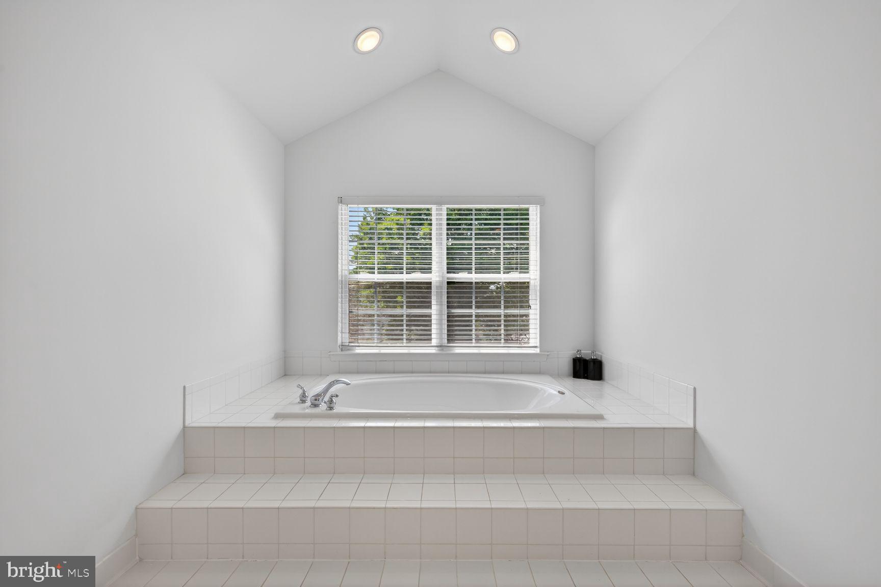 NATALIE ESTATES - Residential