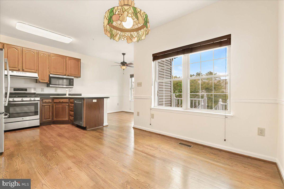 WORMANS MILL - Residential