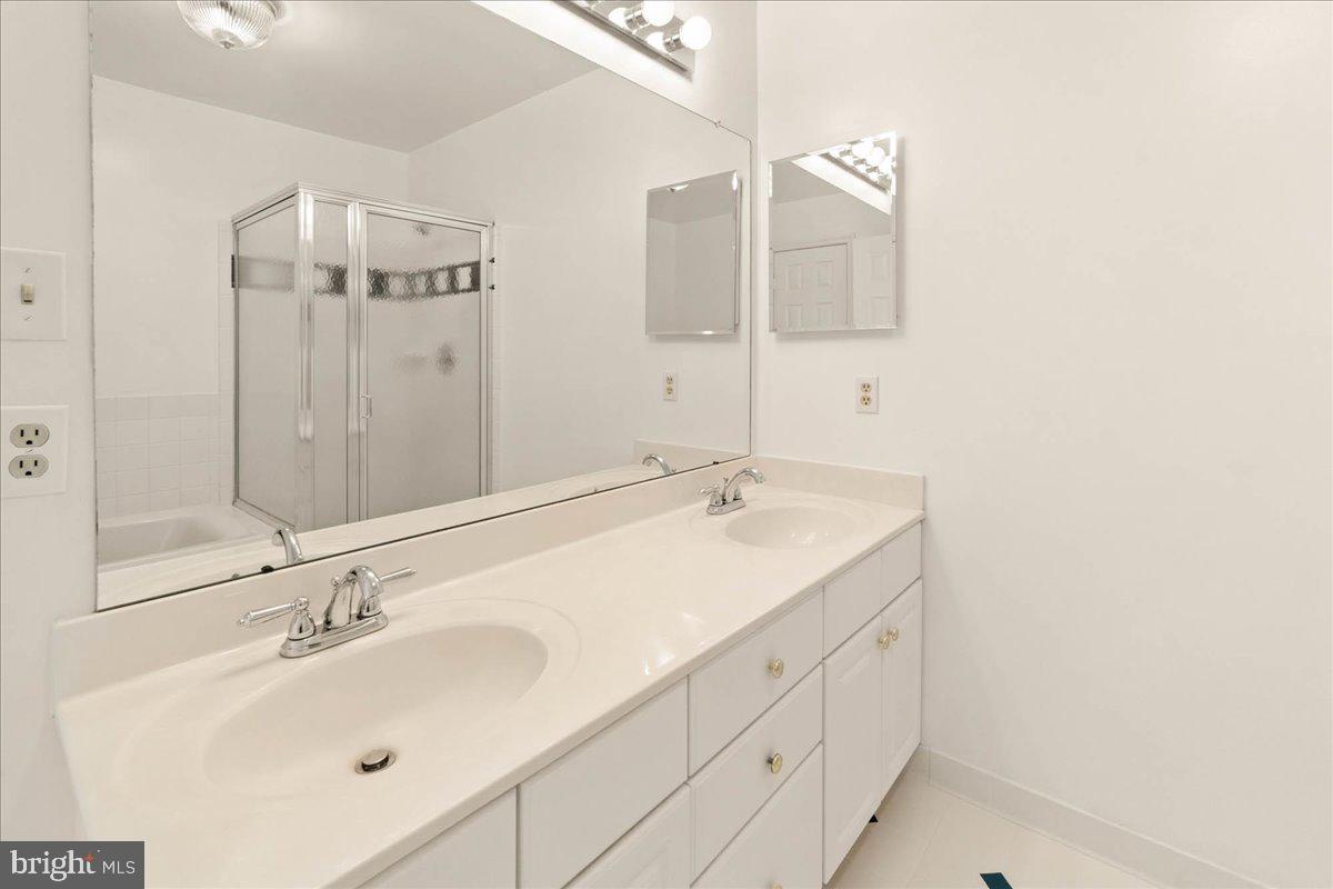 WORMANS MILL - Residential