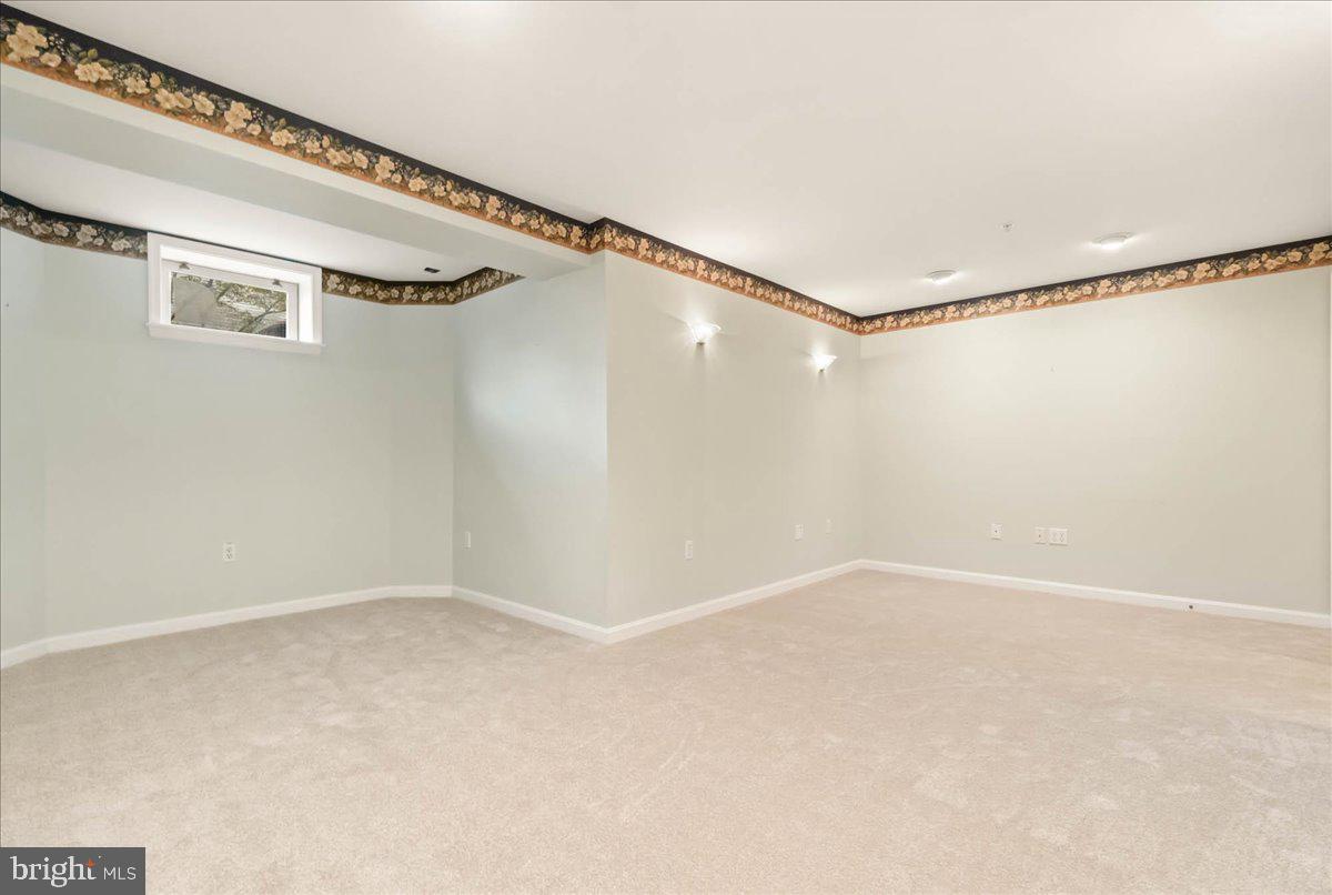 WORMANS MILL - Residential