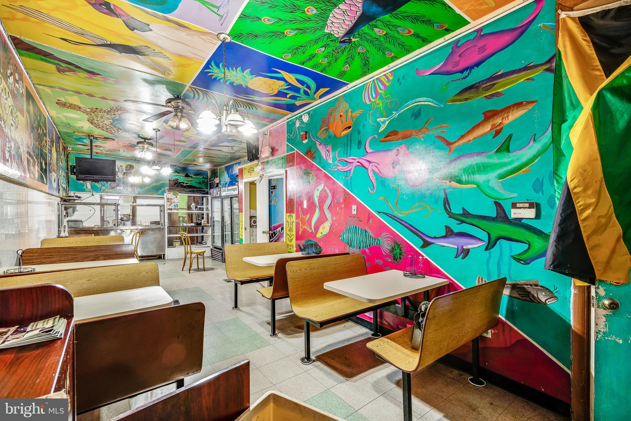 SOUTH STREET - Commercial Sale