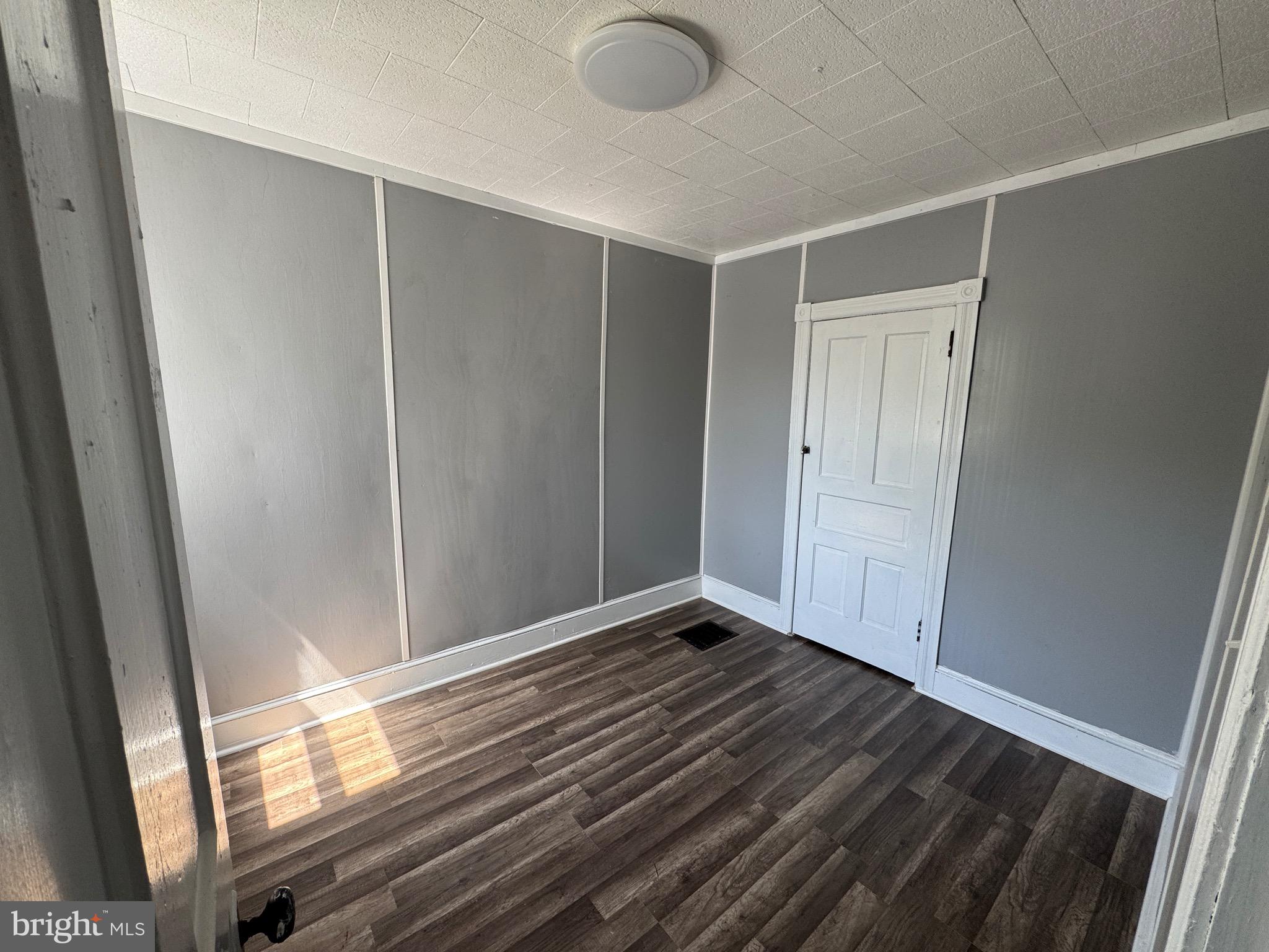 POTTSVILLE - Residential