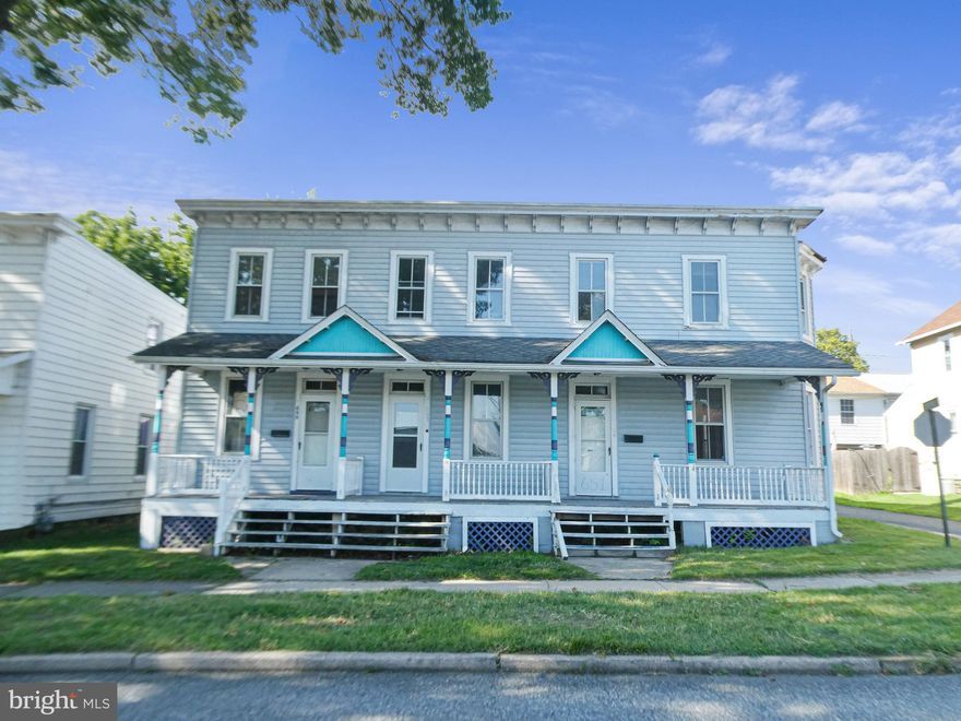 Calling all investors! This property might be what you are looking for! This is a multi family property that offers 3 units (651 Bourbon, 653 Bourbon and 655 Bourbon St). Each unit offers a living, dining and a kitchen. Unit 1 has 2 bedrooms and 1.5 bath. Unit 2 has 2 bedrooms and 1 full bathroom. Unit 3 has 3 bedrooms and 2.5 bath. Lots of potential for this multi unit home. Flip and rent out for income! Come and schedule your showing now!