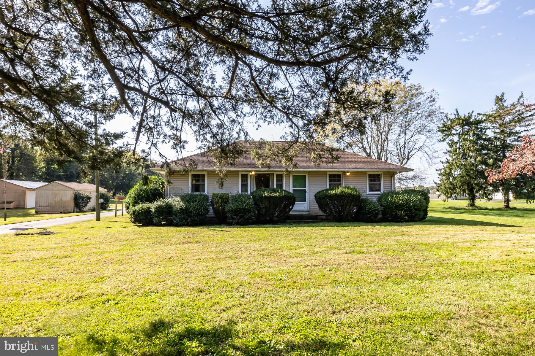 706 WEYMOUTH ROAD