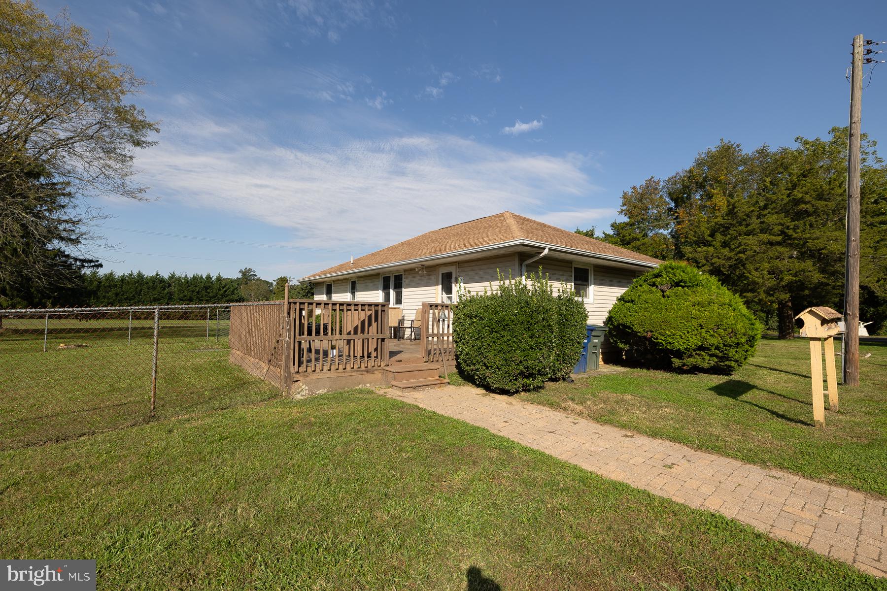 706 WEYMOUTH ROAD