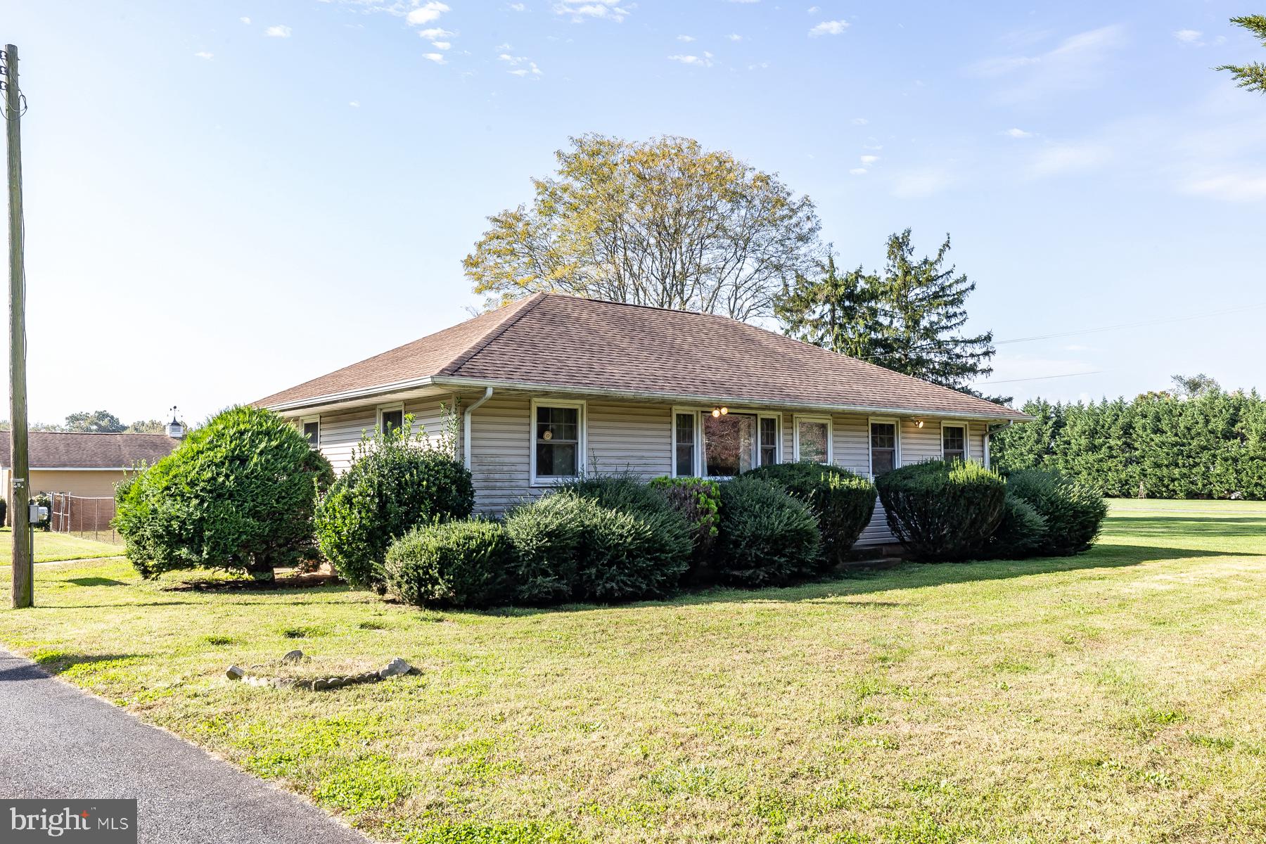 706 WEYMOUTH ROAD