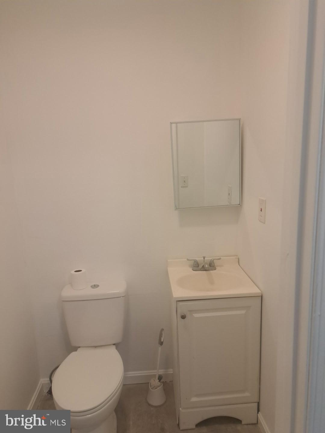 2502 W FRANKLIN STREET