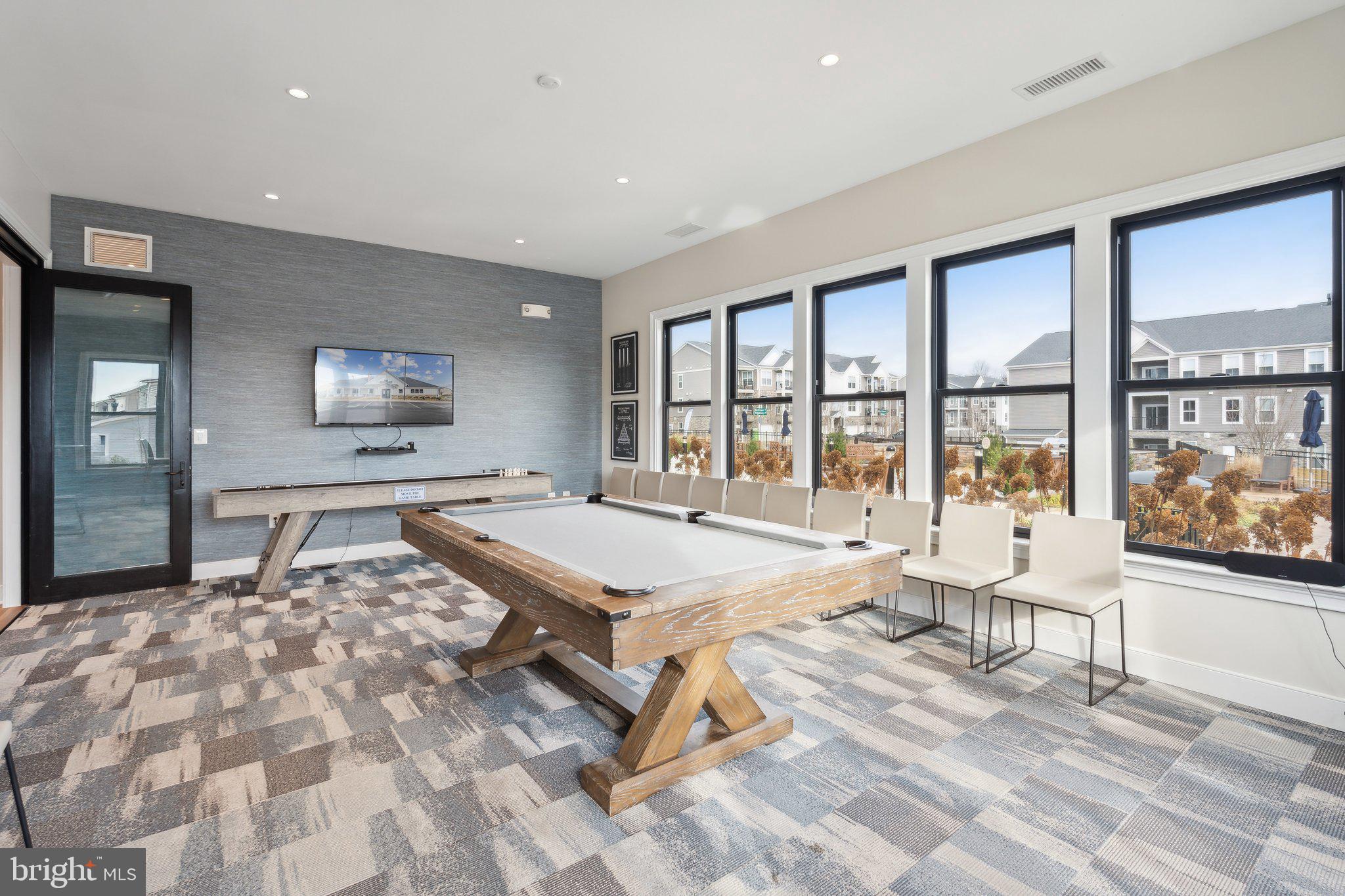 EMBREY MILL - Residential