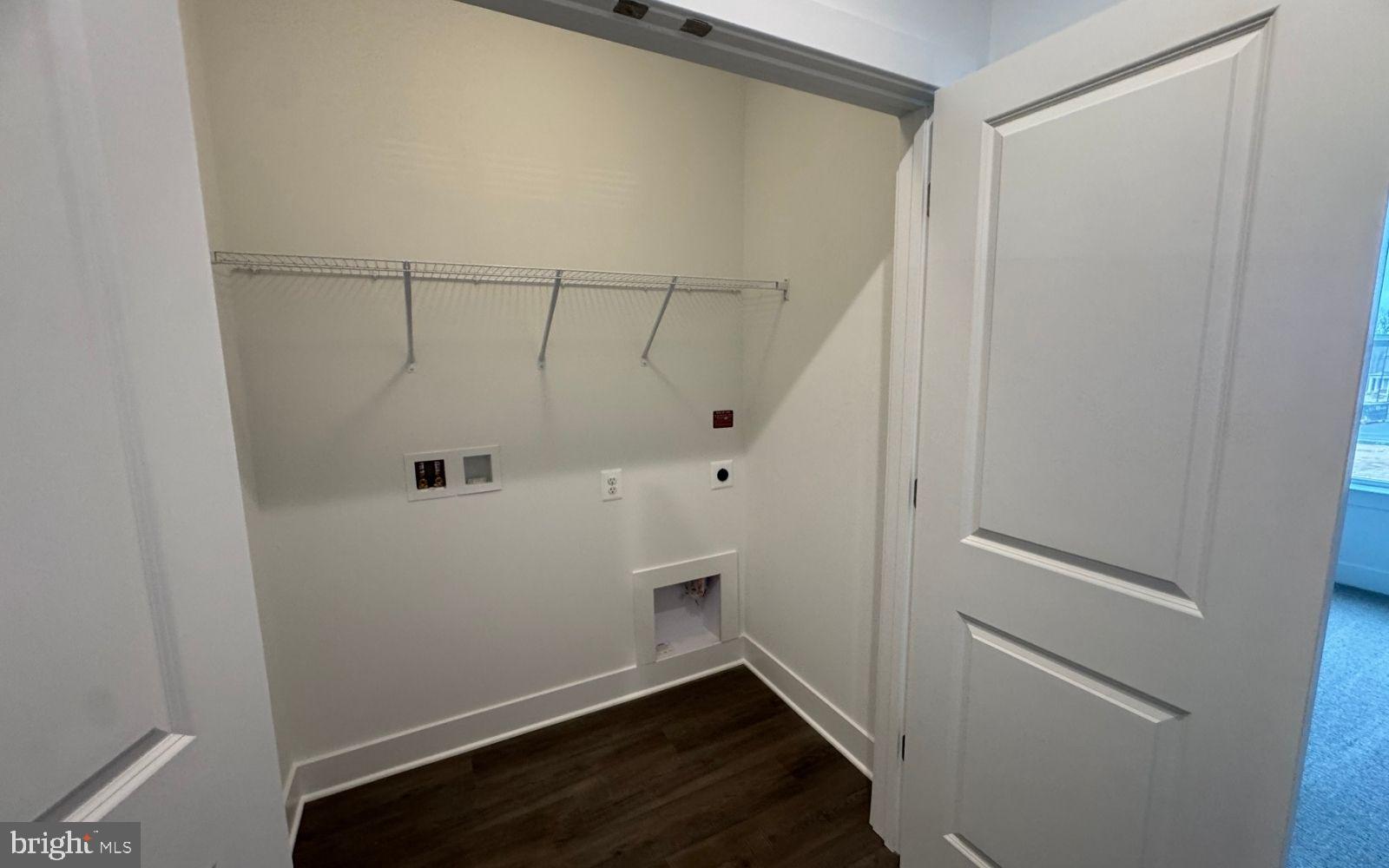 EMBREY MILL - Residential