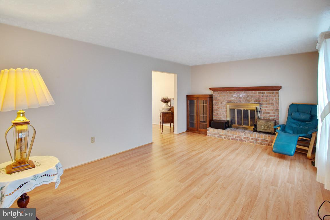 DORCHESTER - ST. CHARLES - Residential