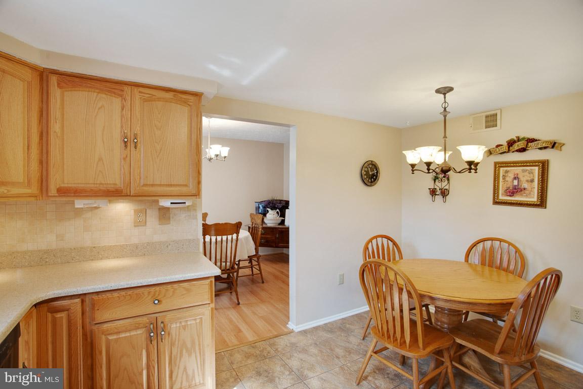 DORCHESTER - ST. CHARLES - Residential