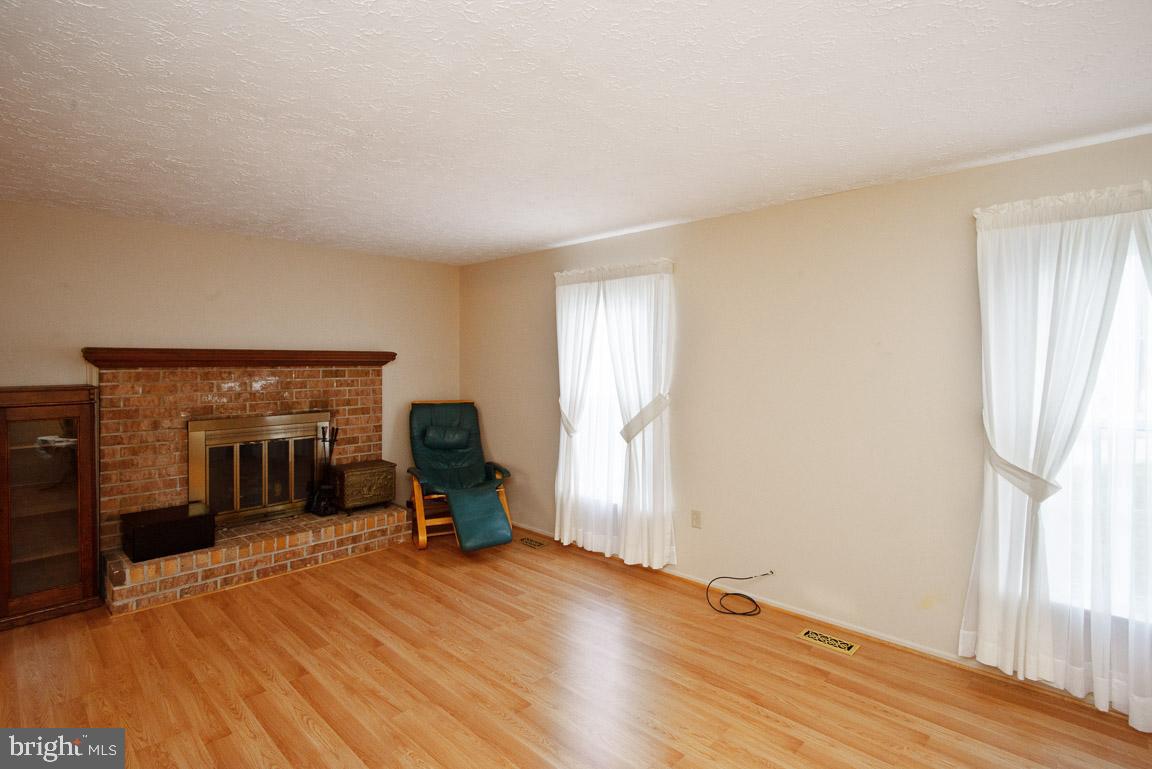 DORCHESTER - ST. CHARLES - Residential