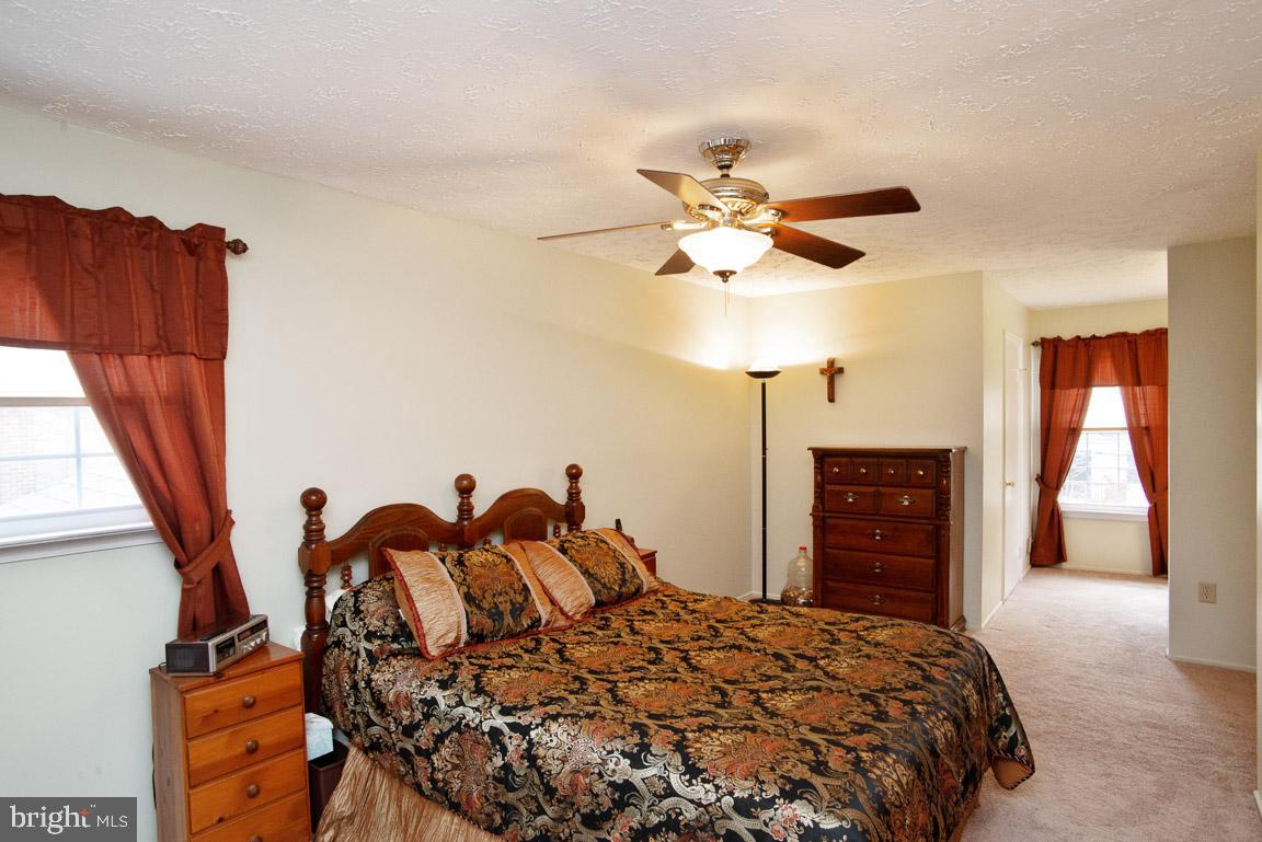 DORCHESTER - ST. CHARLES - Residential