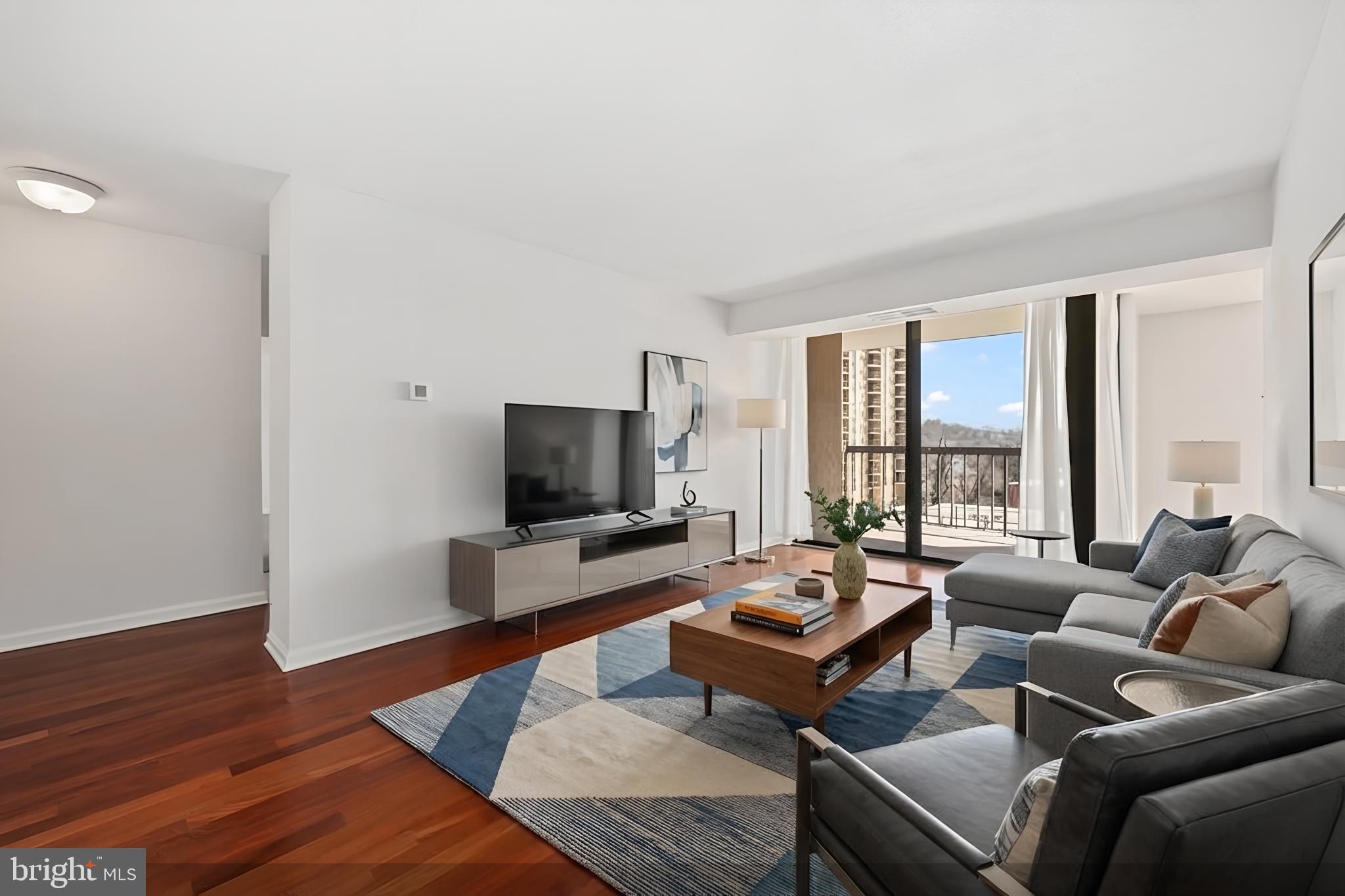 4500 FOUR MILE RUN DRIVE S 413