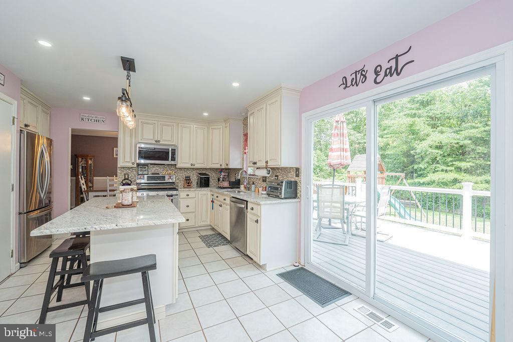 336 SAPLING WAY