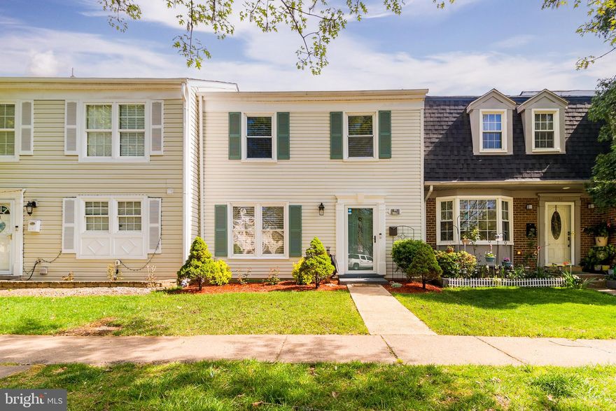 Shows like a model home! GORGEOUS 3BR, 2.5BA, two-story townhome in Bristoe Station!  Beautiful and spacious entryway,  bamboo hardwood flooring throughout the living, dining area and kitchen.  Remodeled  powder room, dining area is adorned with wainscoting which gives this room a touch of elegance.   The kitchen was remodeled a couple of years ago with stainless steel appliances,  granite countertops, plenty of cabinet space, large pantry and the refrigerator was replaced several months ago.    Spacious patio, fully fenced and with a nice sized shed.   On the upper level you will find 3 bedrooms and 2 full bathrooms, bathrooms were remodeled several years ago with porcelain floor tiles and porcelain tub surround.  Main bedroom with a walk-in closet and two additional closets! Plenty of closet space.  Other recent updates include washer and dryer (2024), Roof (2019), A/C and Heating system (2020), windows ( 2022).  Two assigned parking spaces, visitors parking and street parking available.  Close to shopping, restaurants, commuting routes and Old Town Manassas!