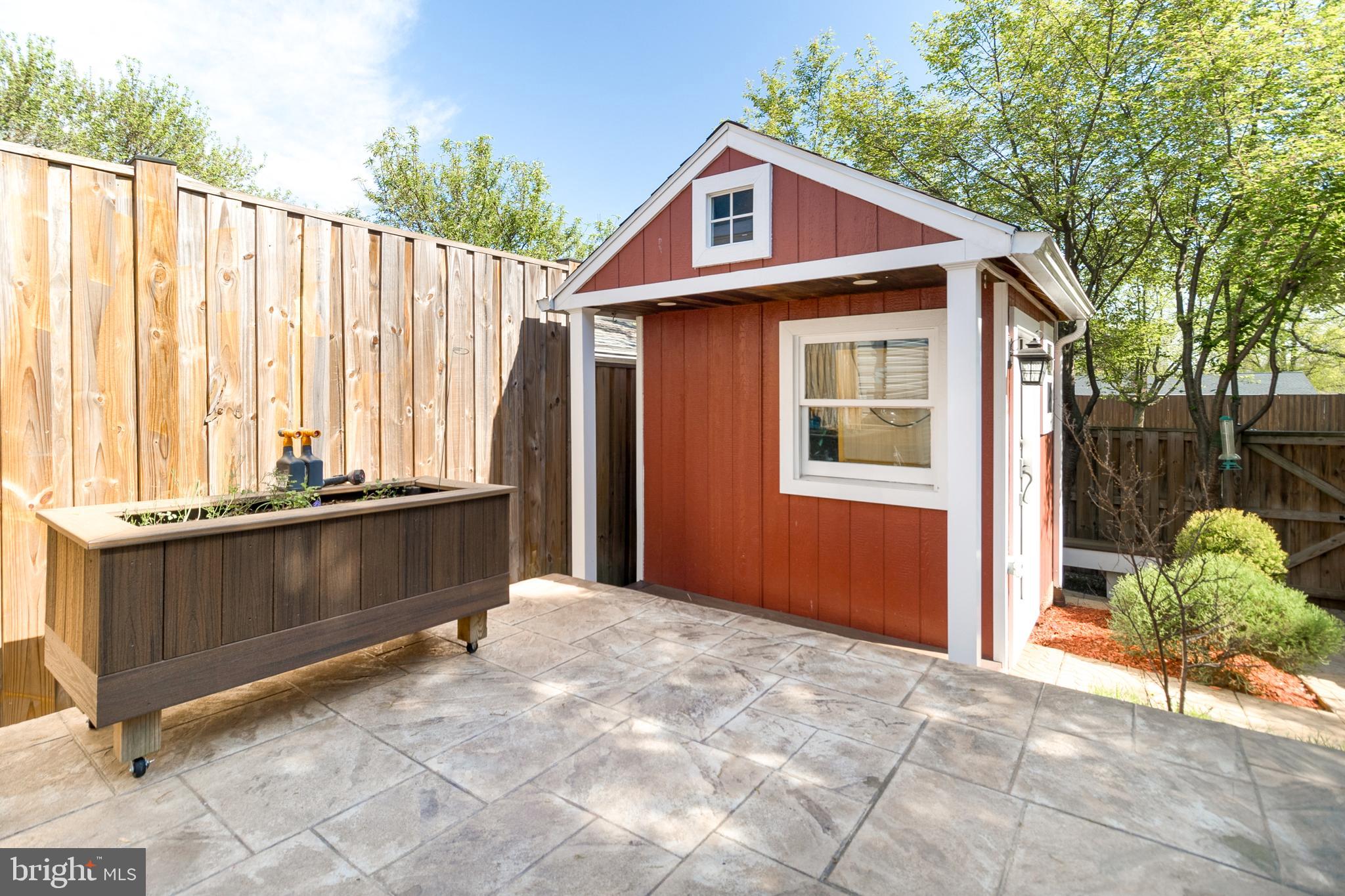 BRISTOE STATION - Residential