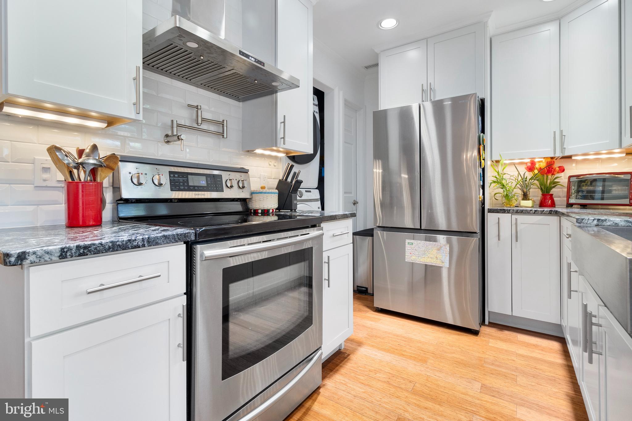 BRISTOE STATION - Residential