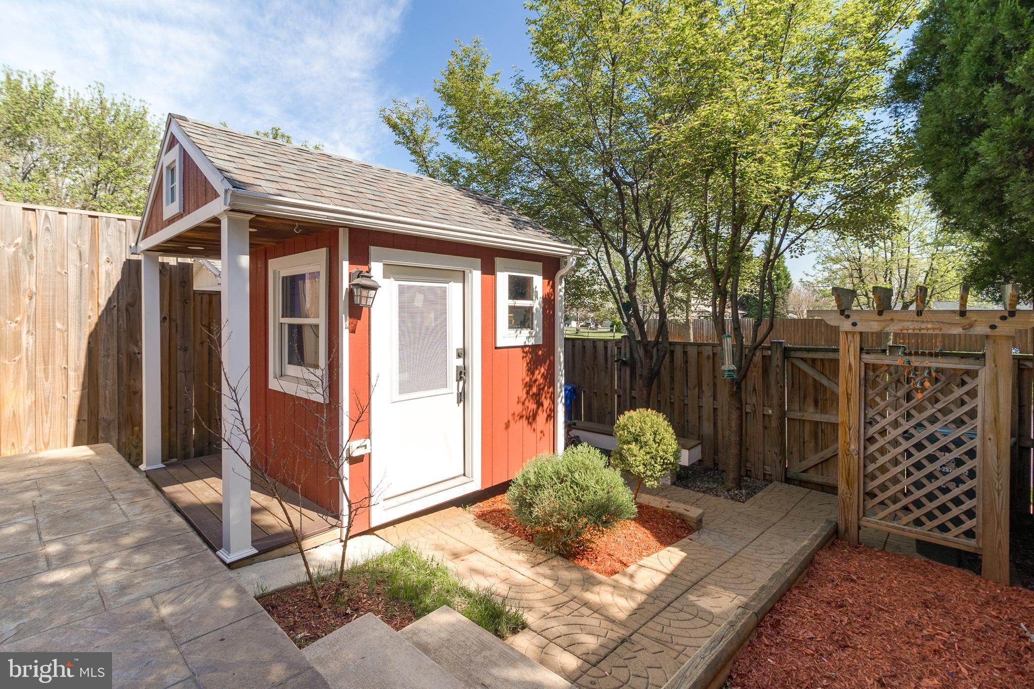 BRISTOE STATION - Residential