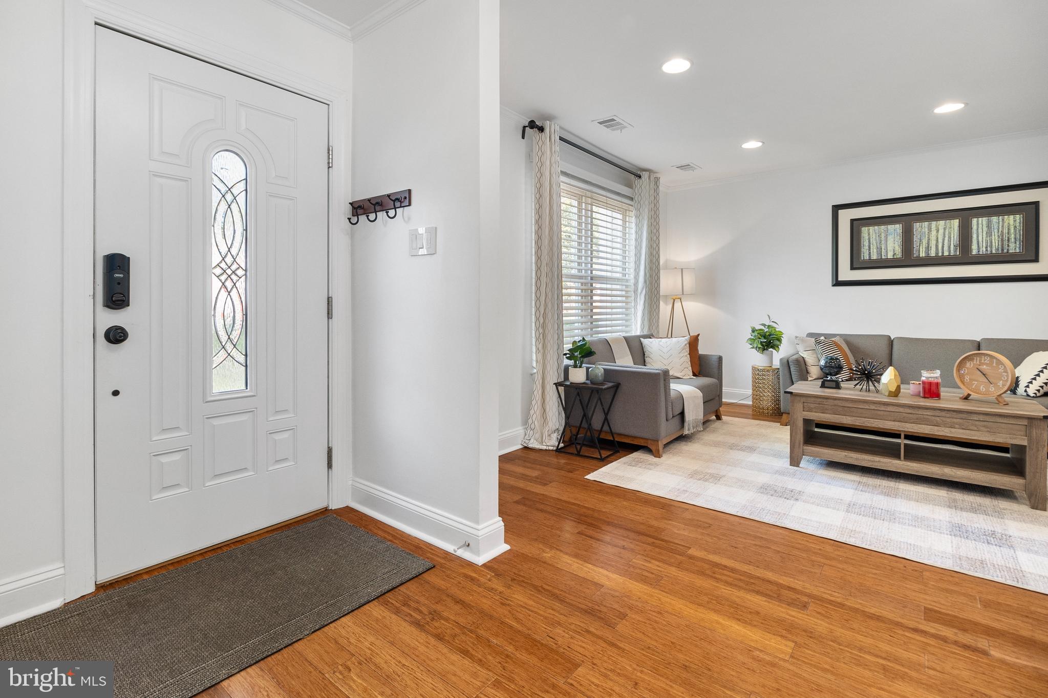 BRISTOE STATION - Residential