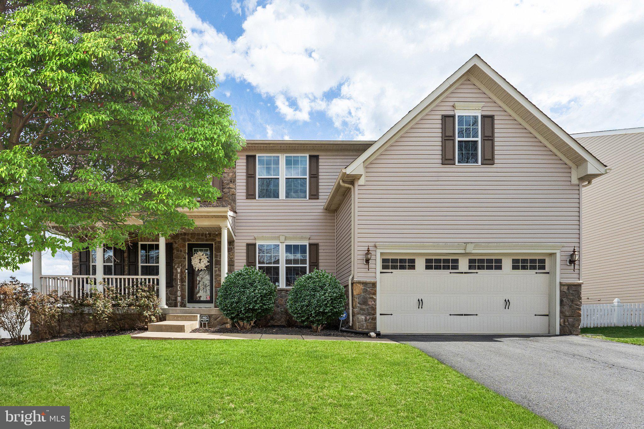 9 EISENTOWN DRIVE