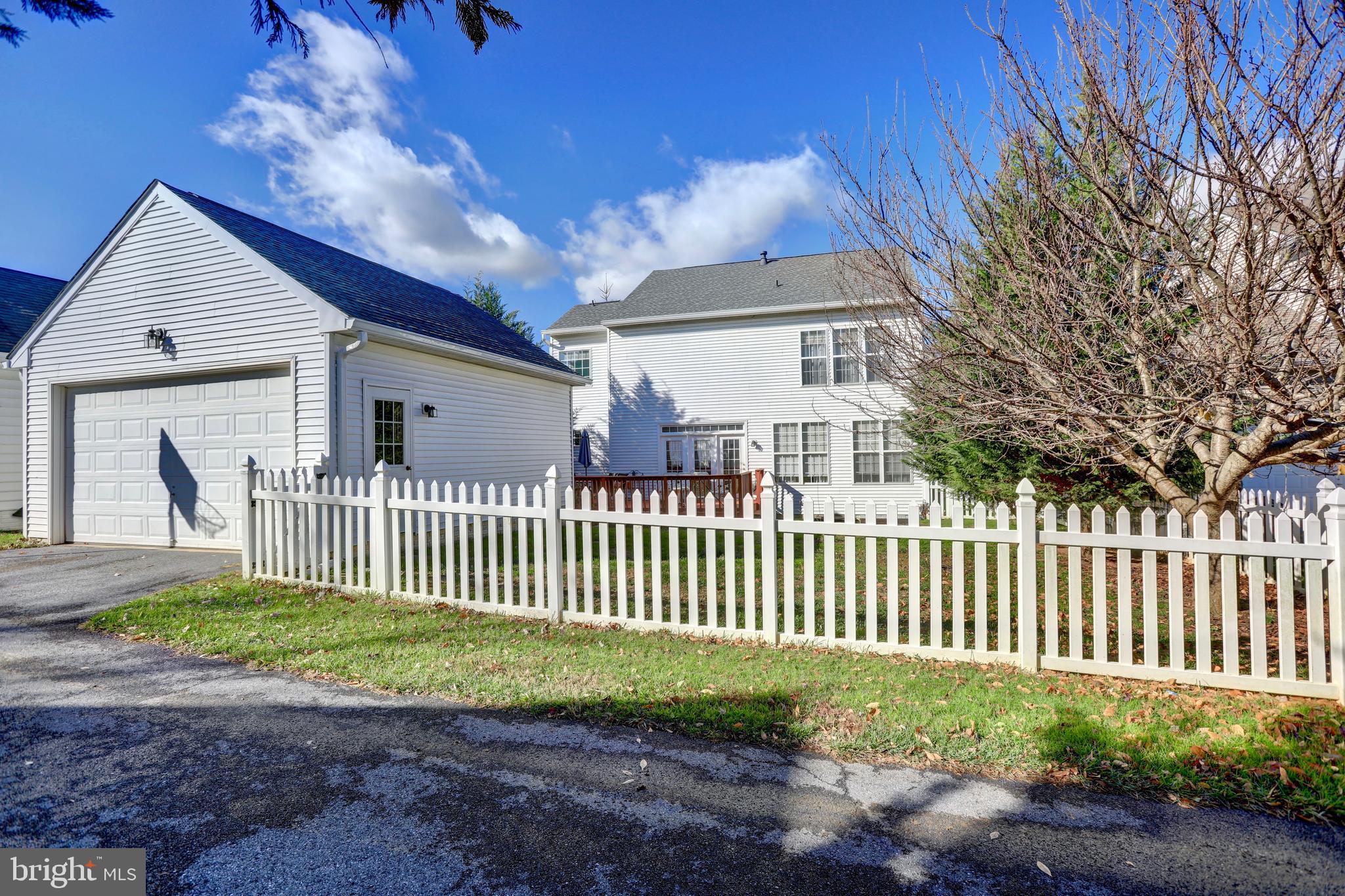 HUNTFIELD - Residential