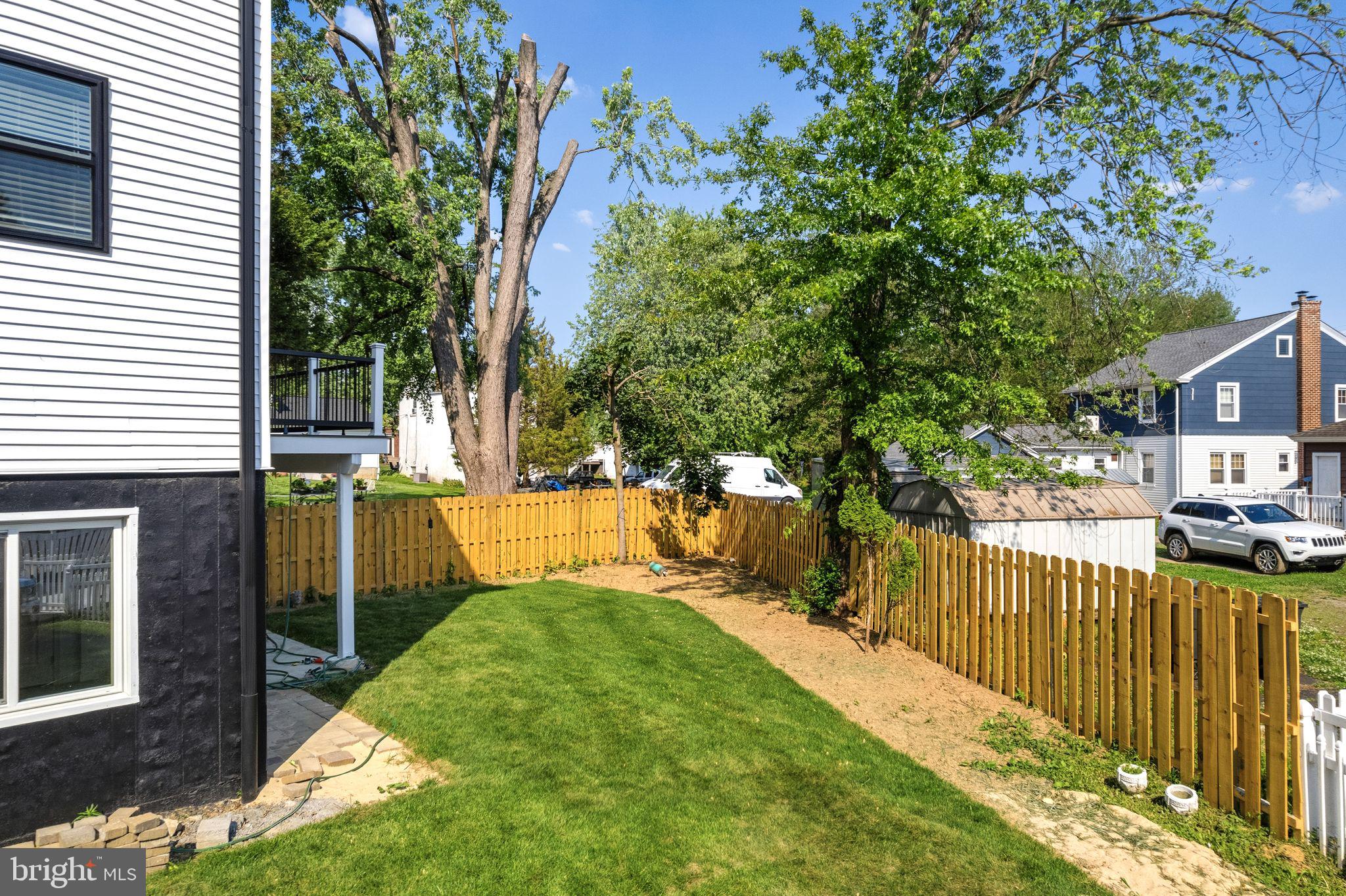 HUNTINGDON VALLEY - Residential