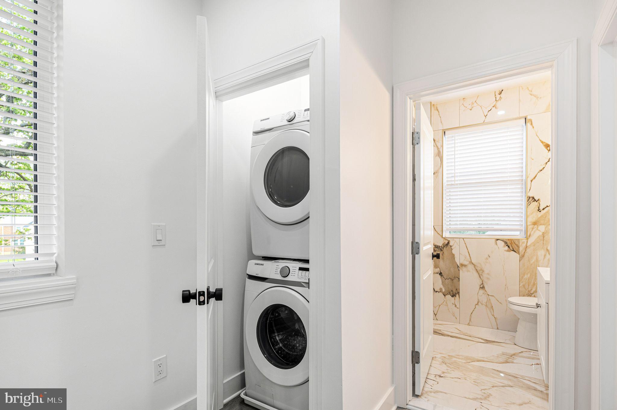 HUNTINGDON VALLEY - Residential