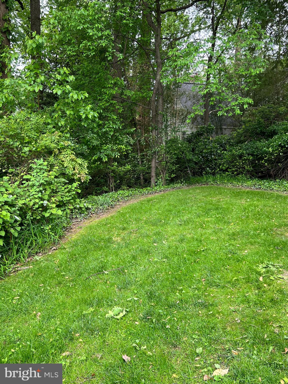 COUNTRY CLUB HILLS - Residential