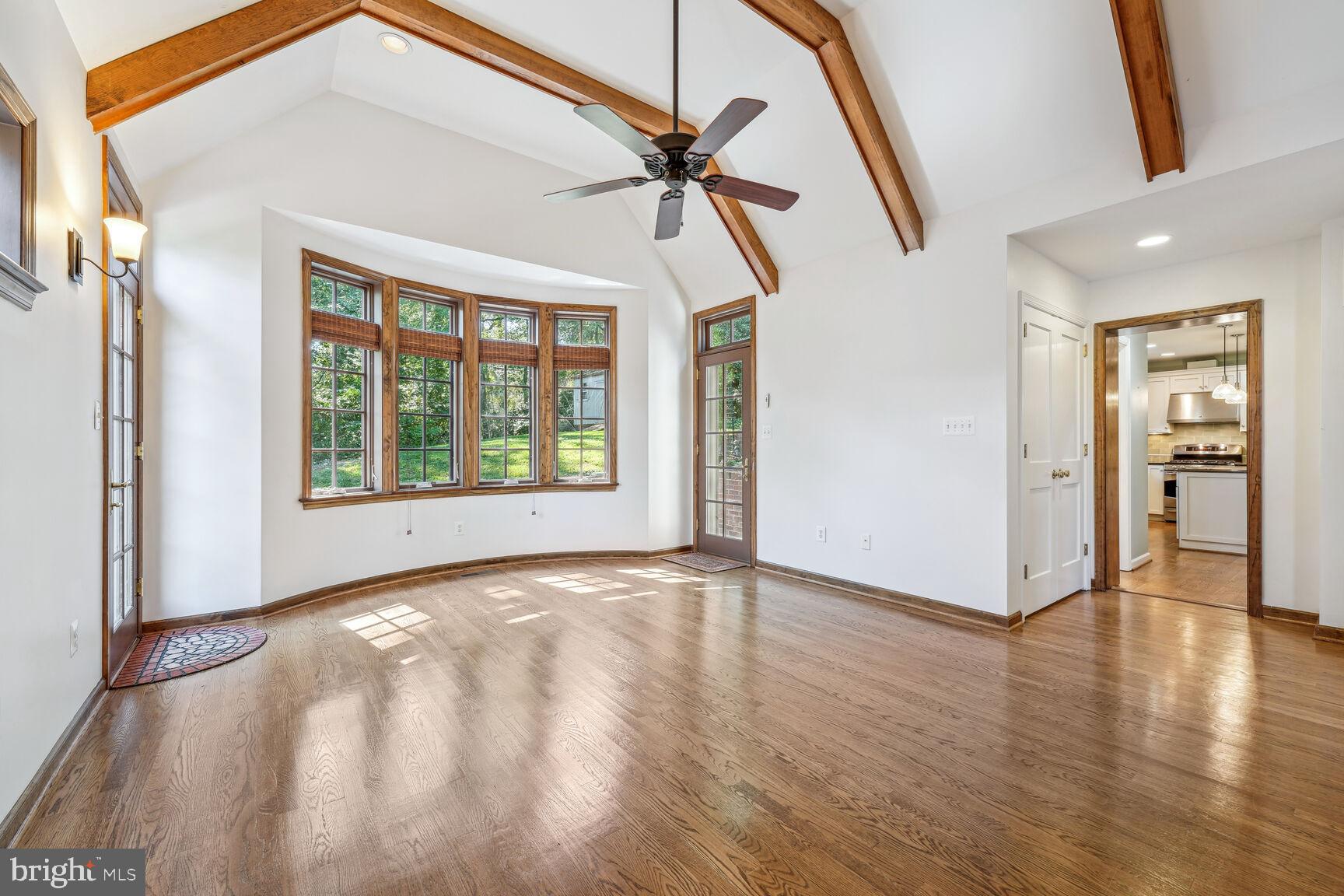 COUNTRY CLUB HILLS - Residential