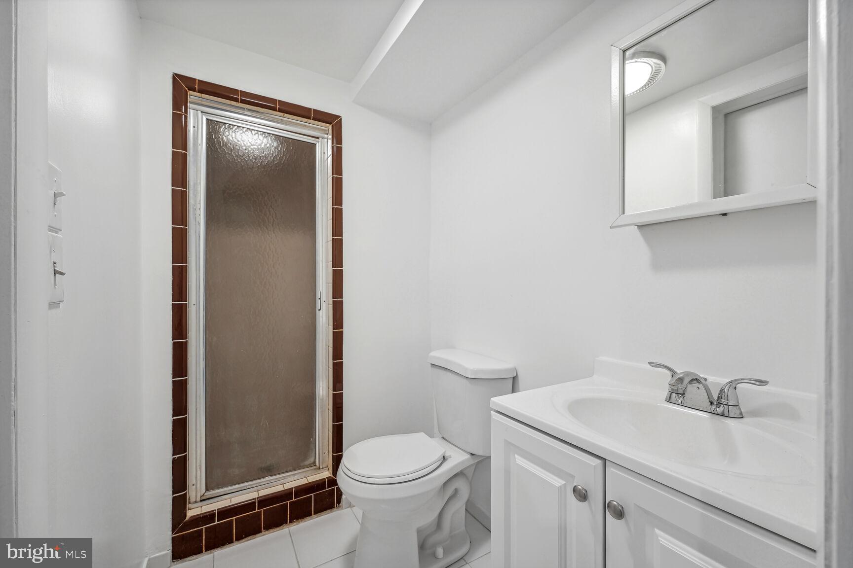 COUNTRY CLUB HILLS - Residential