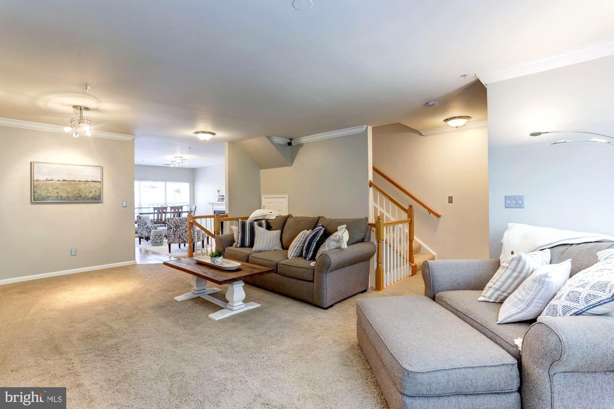 CREEKSIDE COVE - Residential