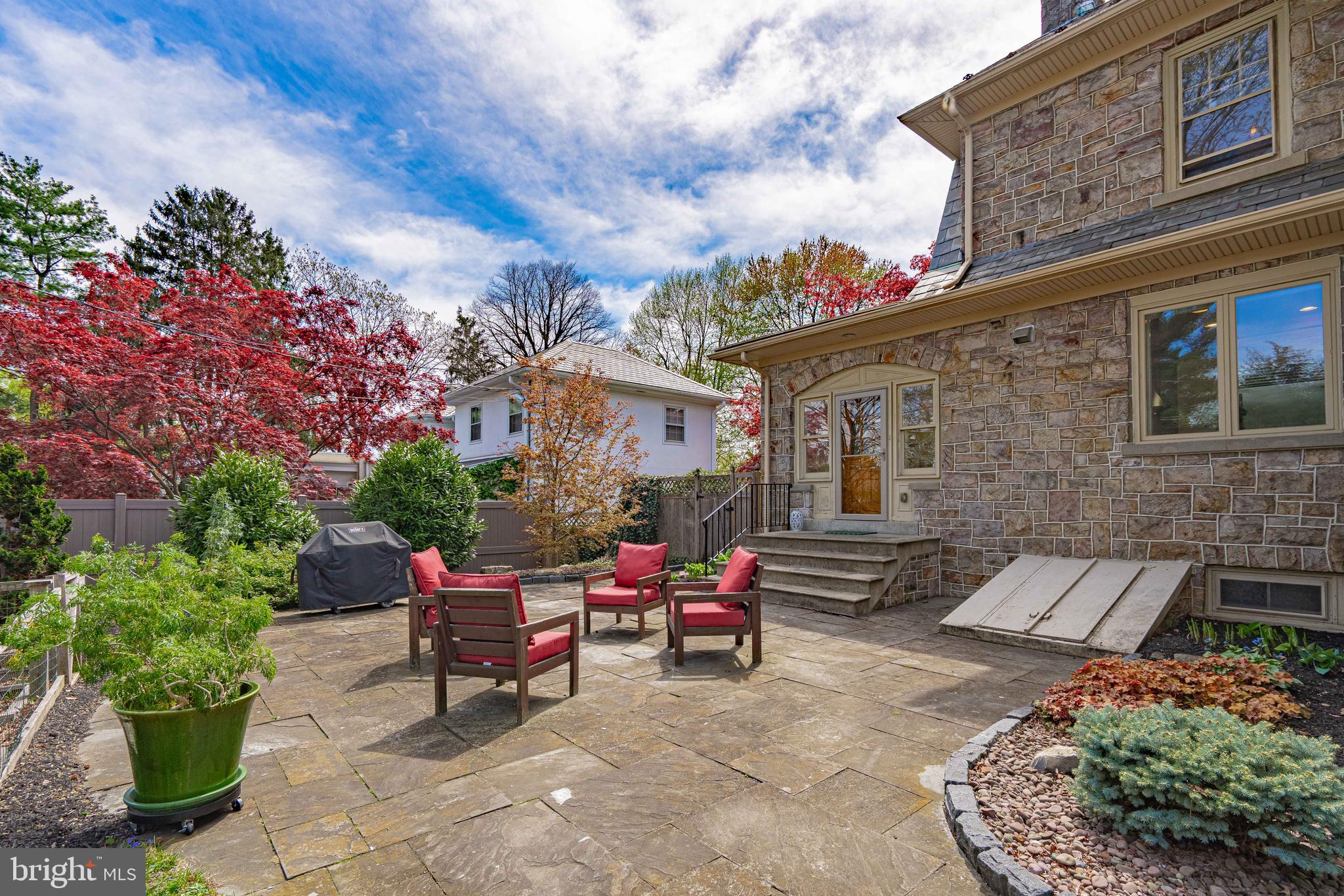 ROSE GARDEN - Residential