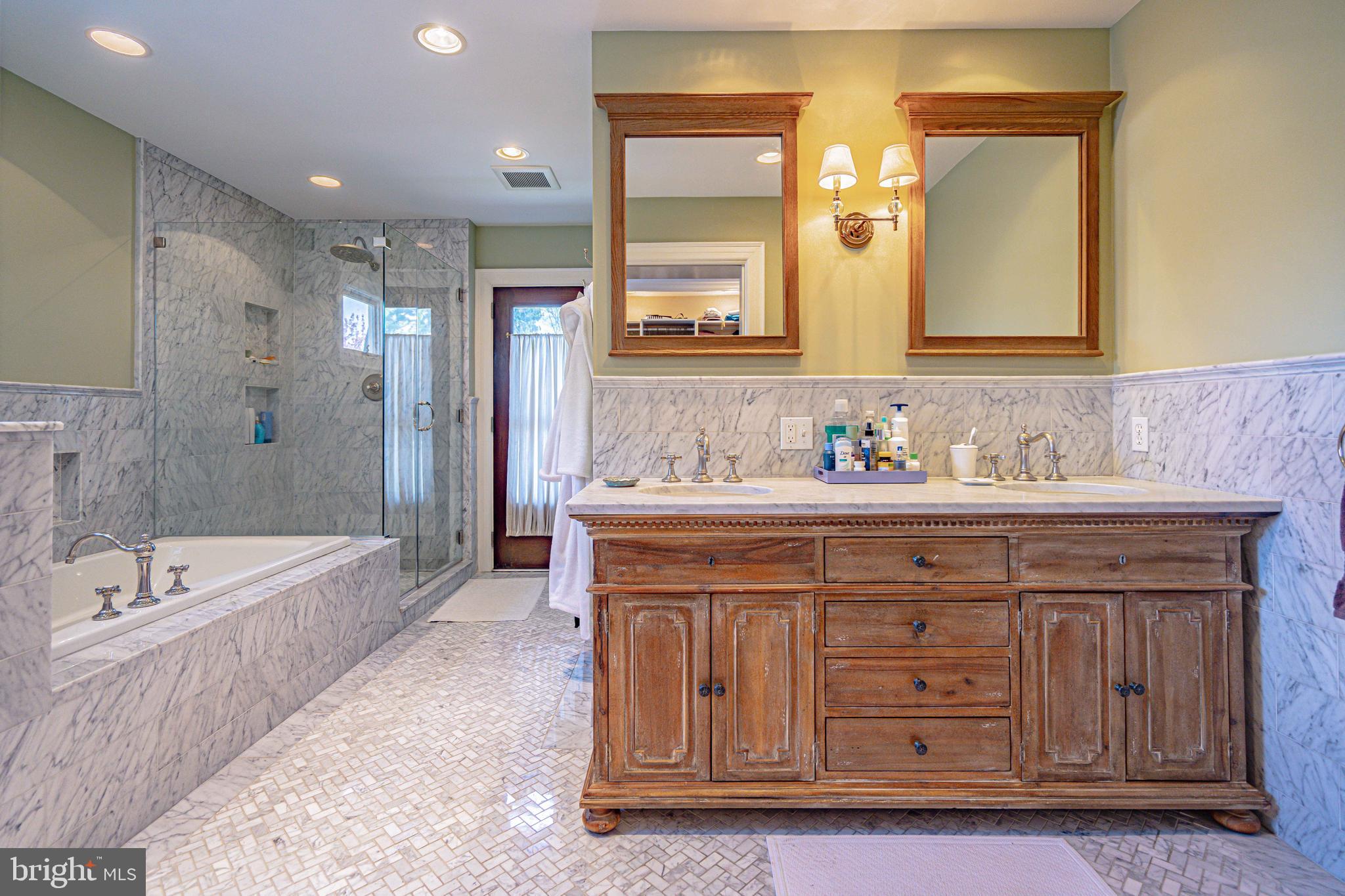 ROSE GARDEN - Residential