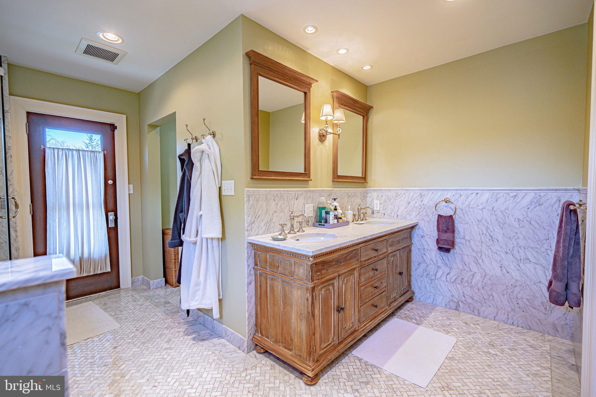 ROSE GARDEN - Residential