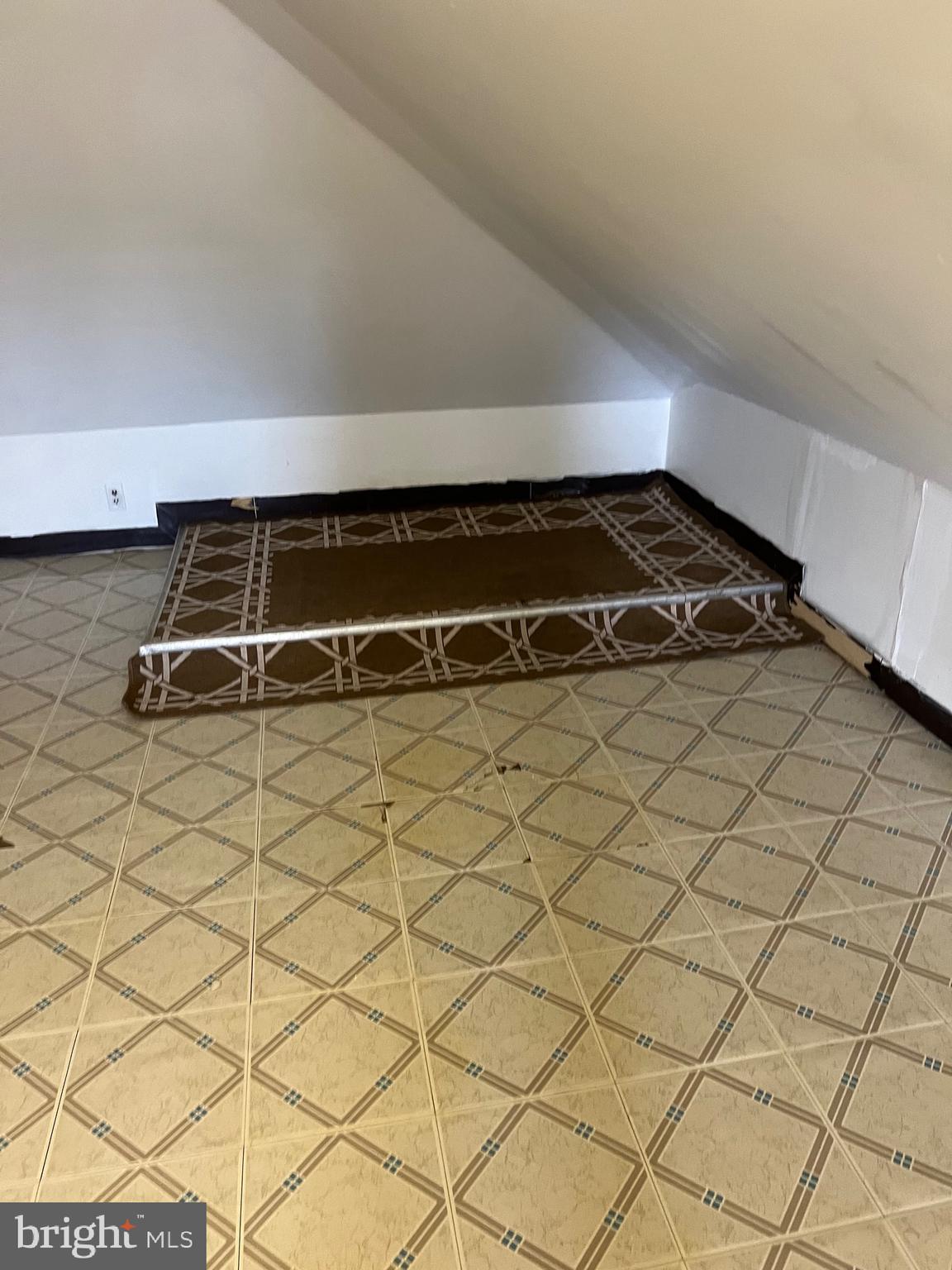 GOVANS - Residential Lease