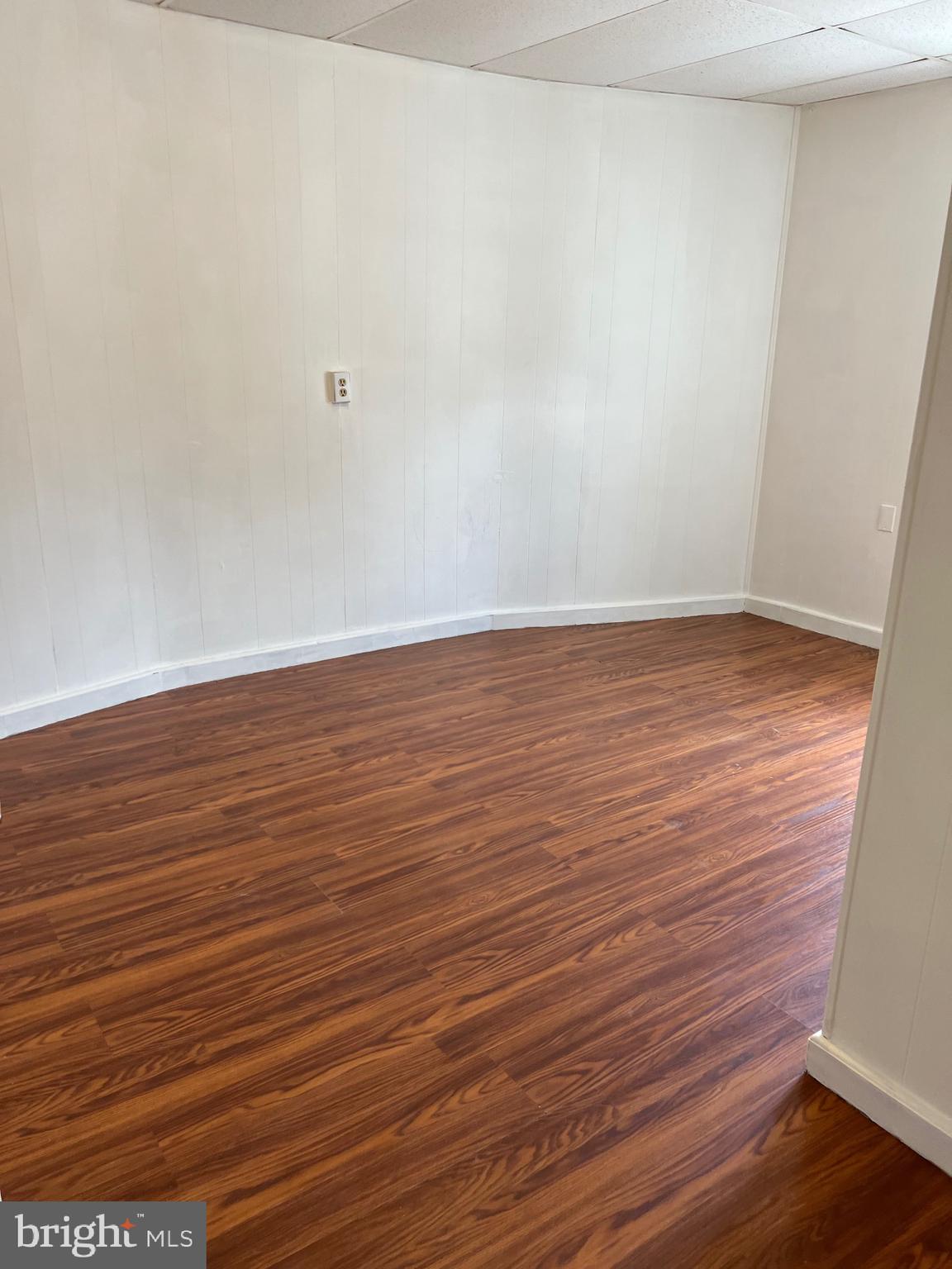 GOVANS - Residential Lease