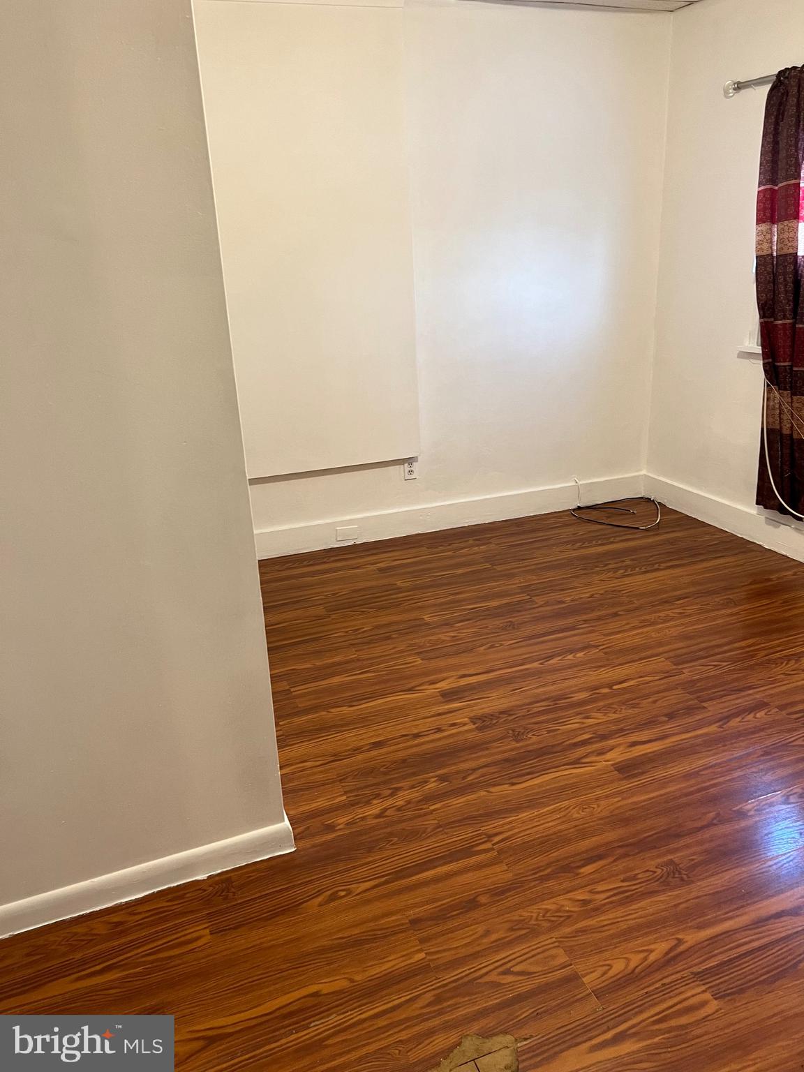 GOVANS - Residential Lease