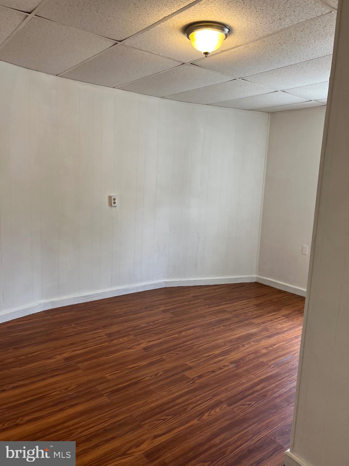 GOVANS - Residential Lease