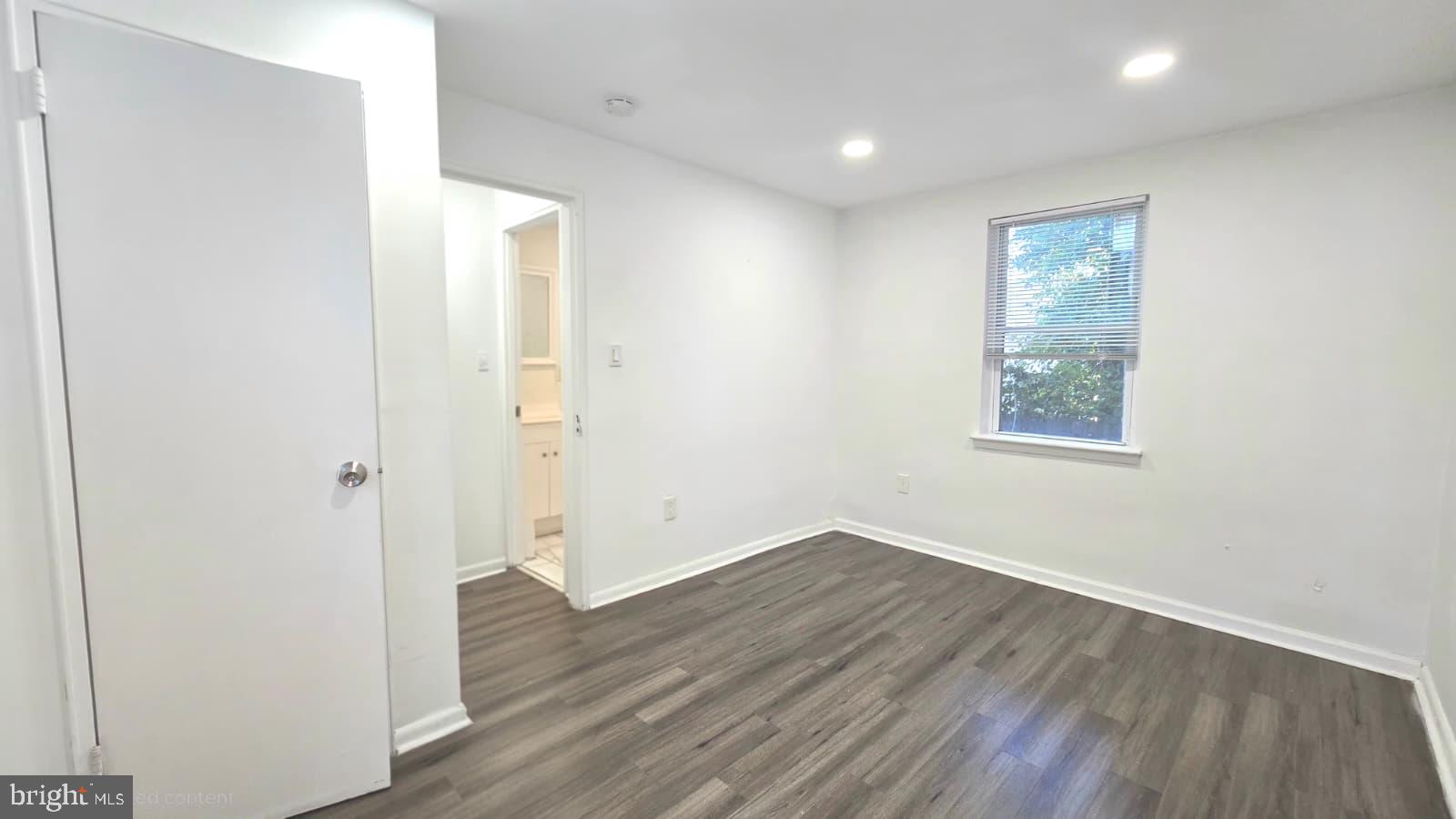 FELTONVILLE - Residential Income