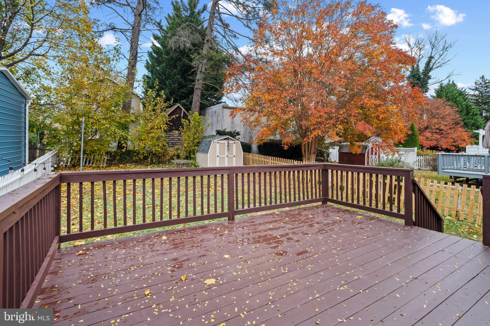 TOWSON MANOR - Residential