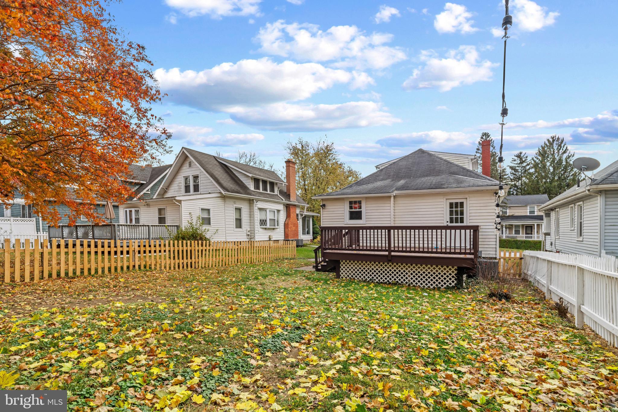 TOWSON MANOR - Residential