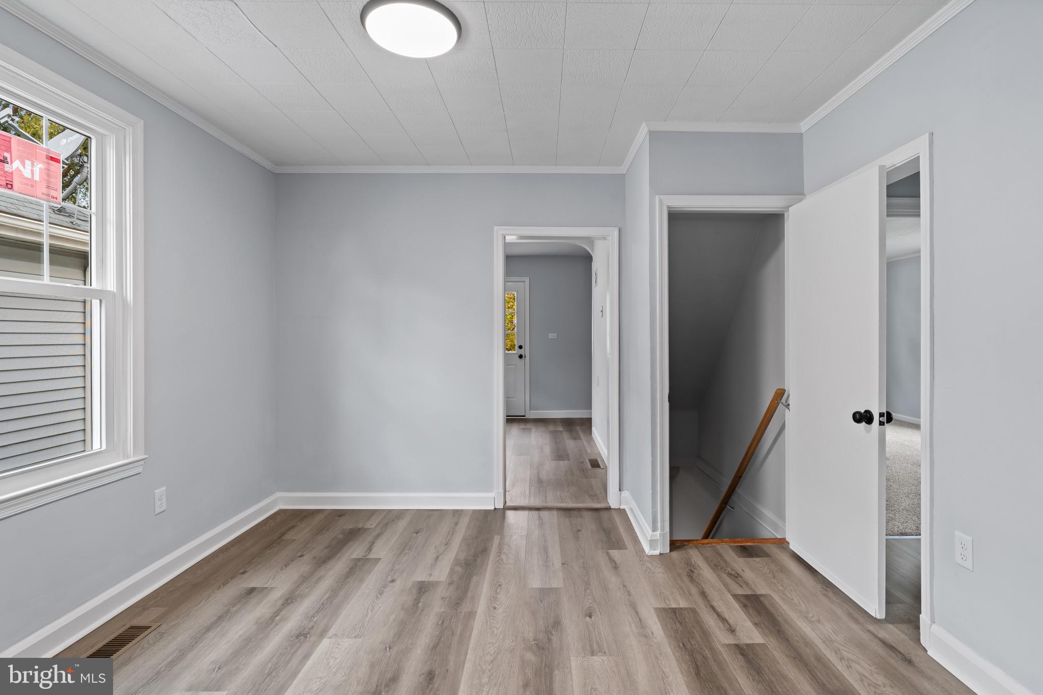 TOWSON MANOR - Residential