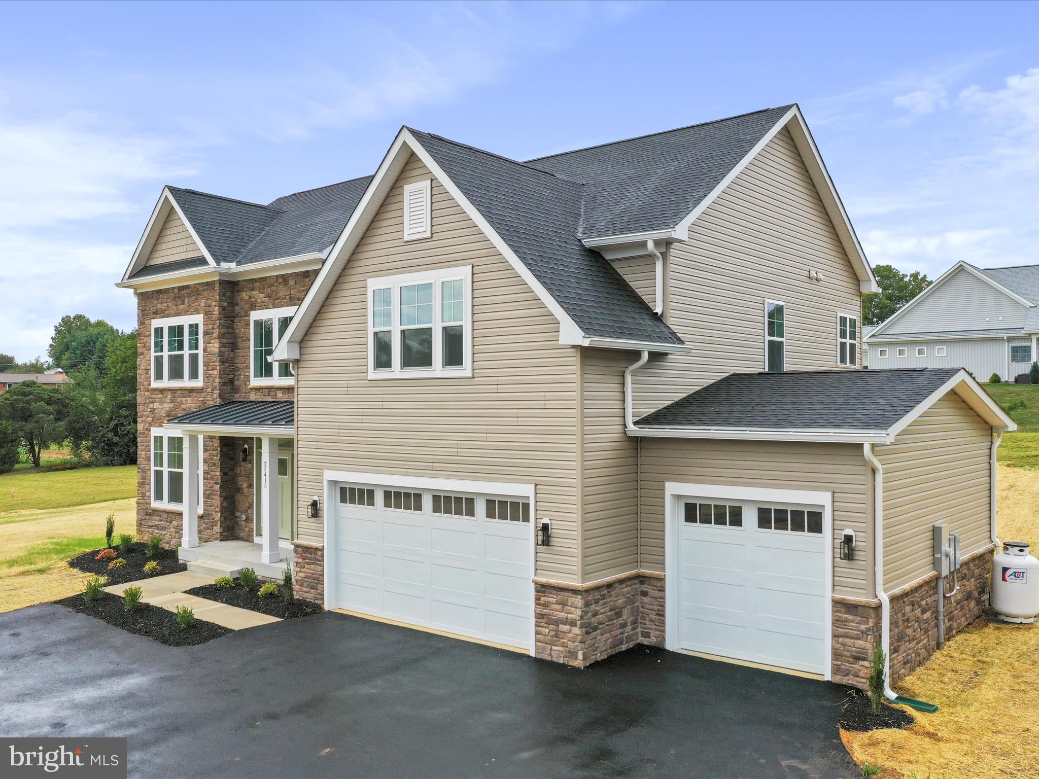 PEMBERTON - Residential