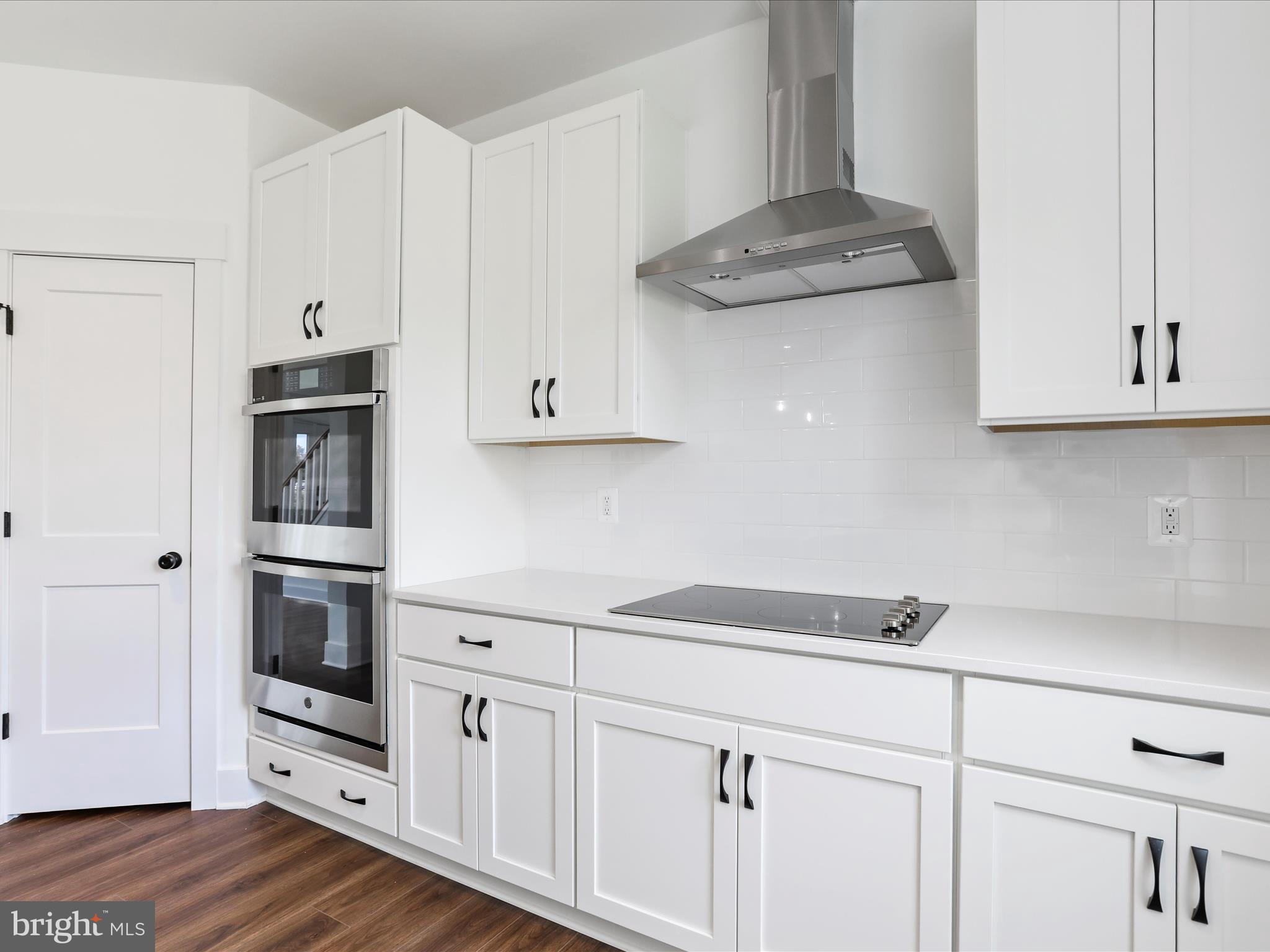 PEMBERTON - Residential