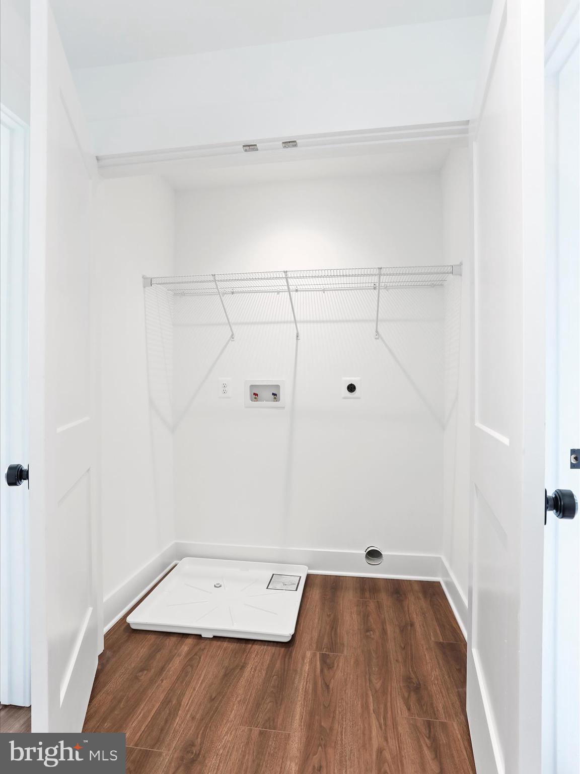 PEMBERTON - Residential