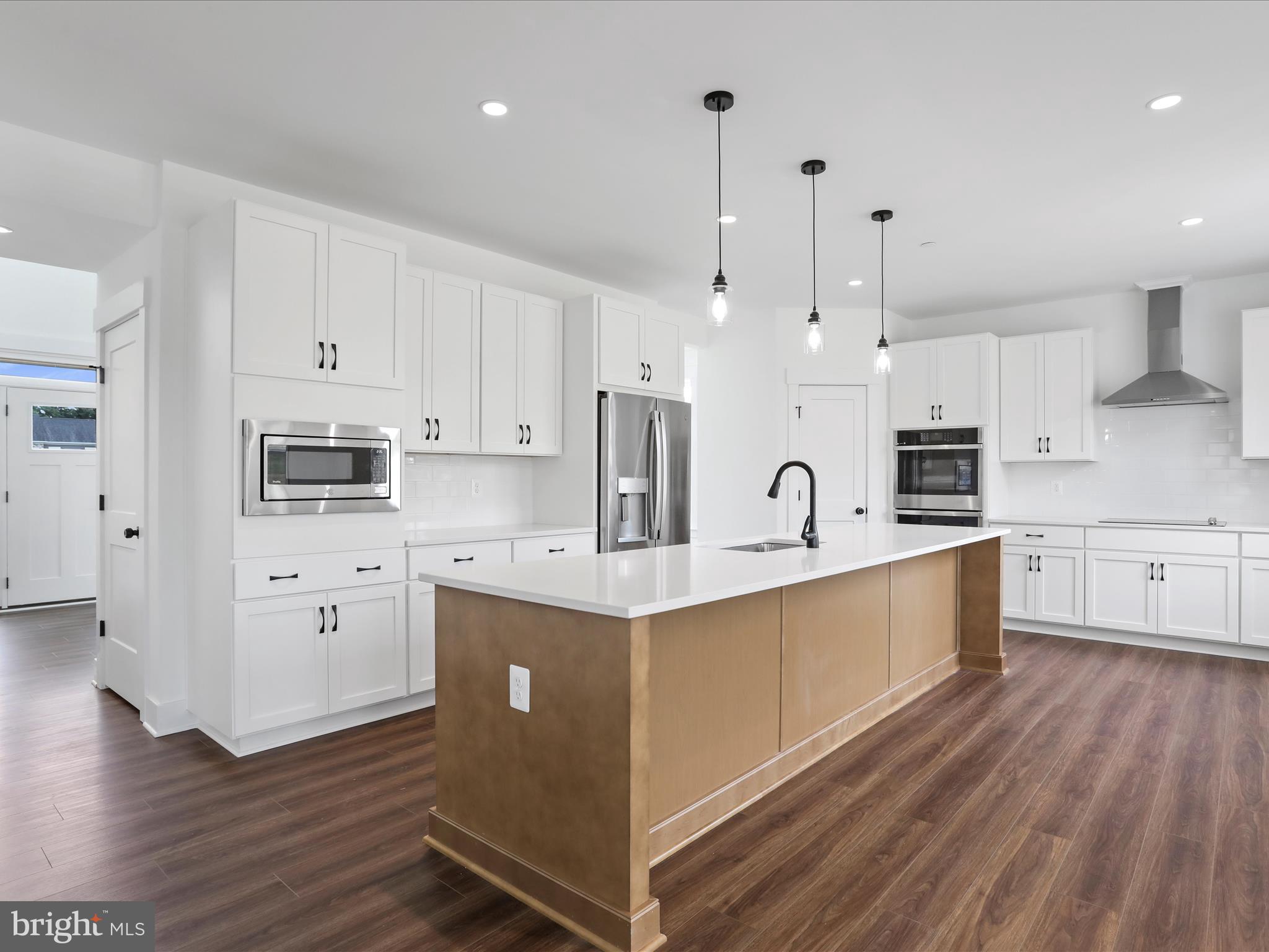 PEMBERTON - Residential