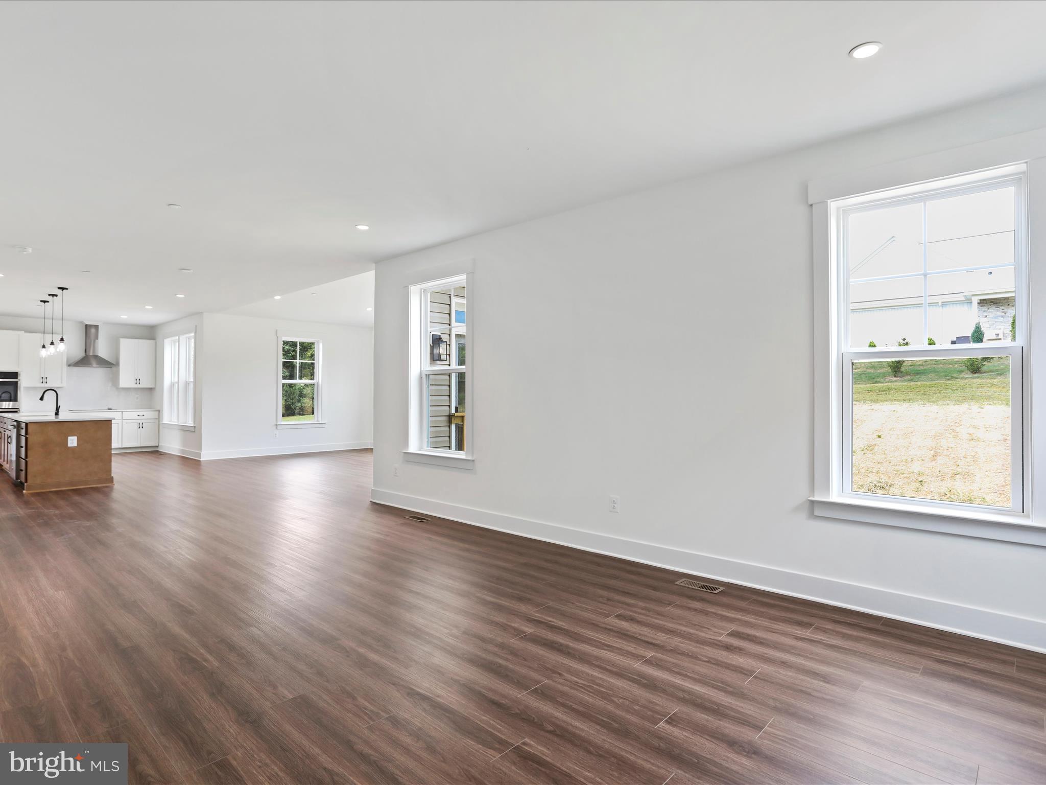 PEMBERTON - Residential