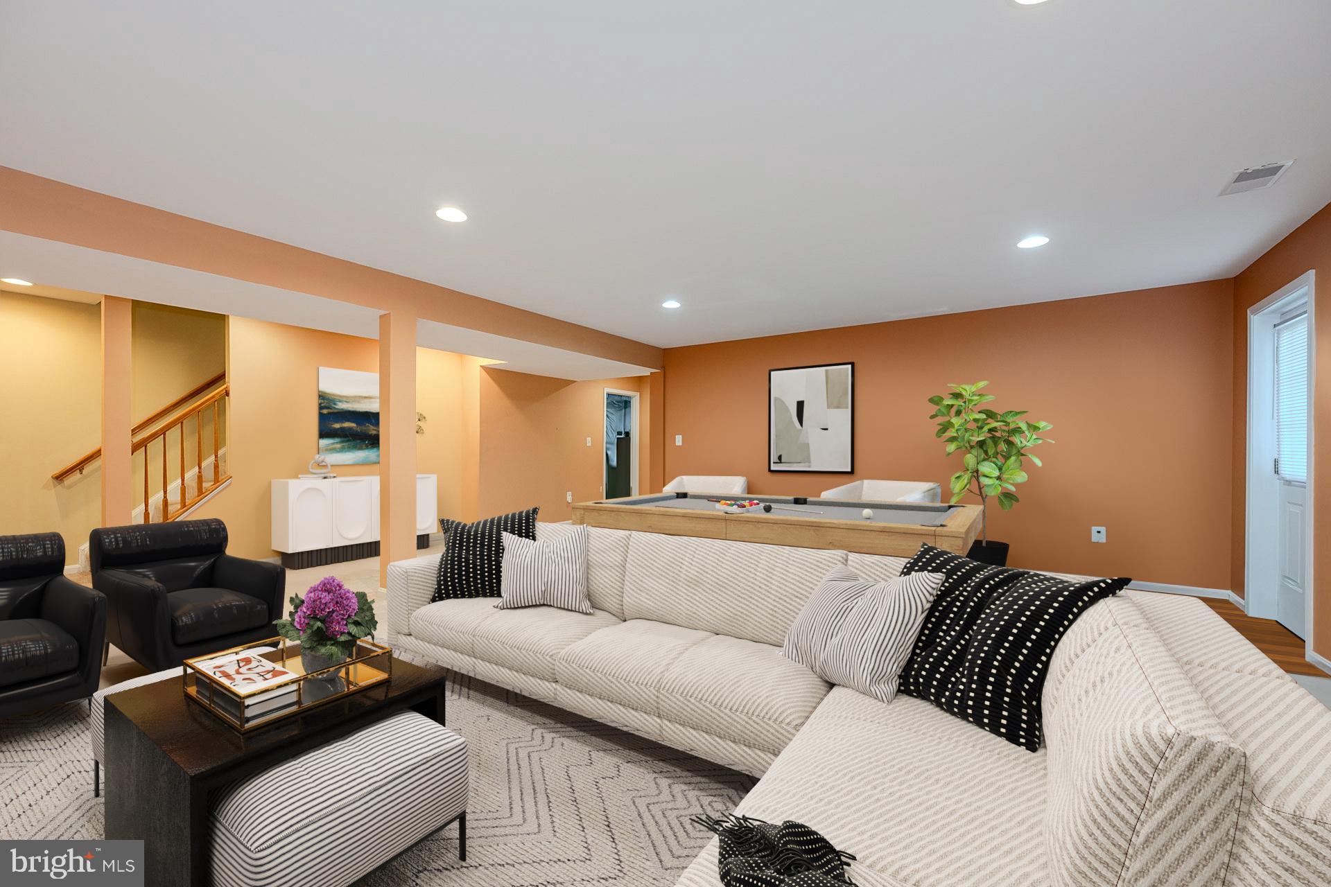 HOMEPLACE ON PELHAMS REACH - Residential